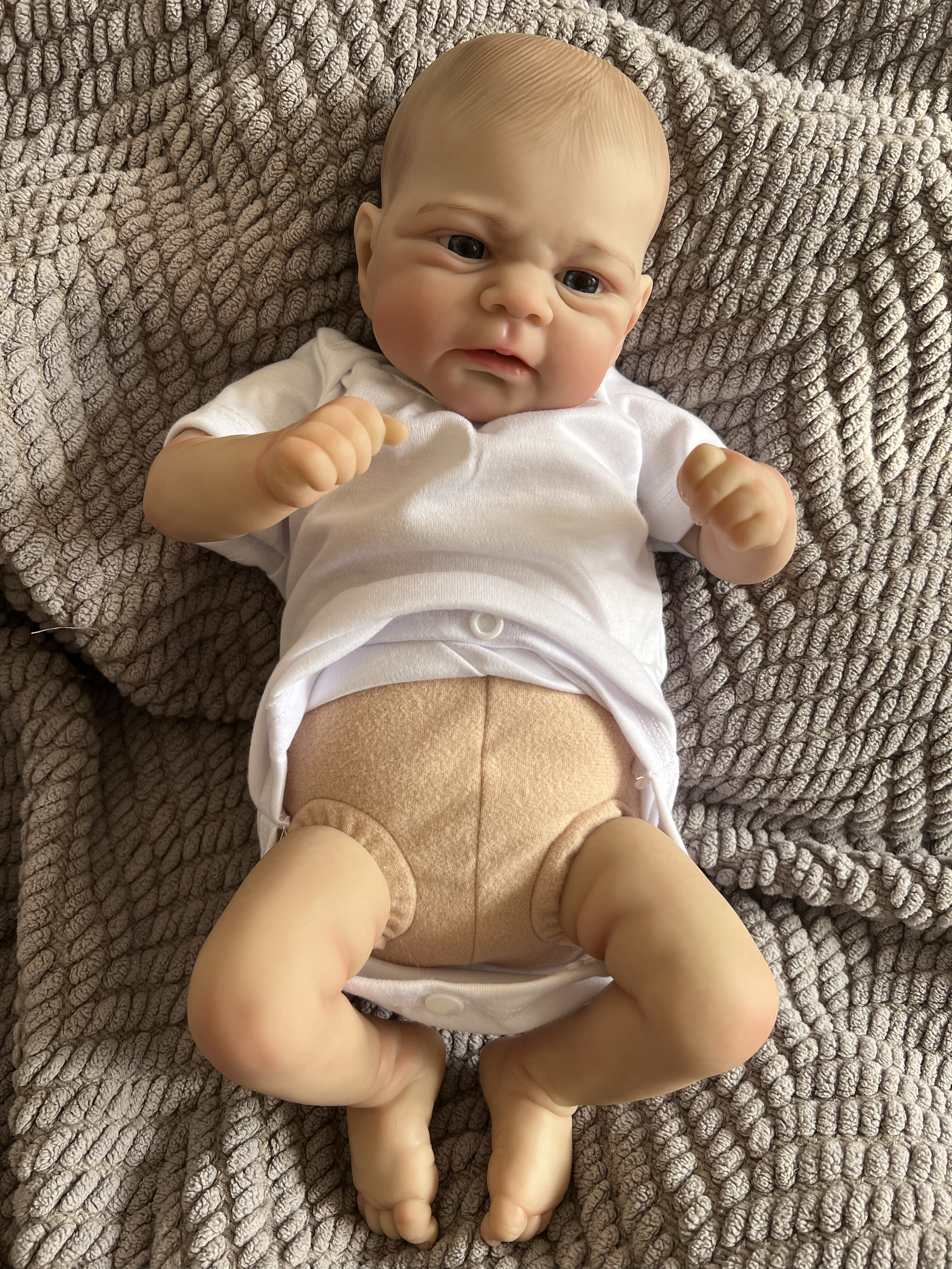 Realistic Reborn Baby Doll – 47cm Soft Cloth Body with Vinyl Limbs & Accessories