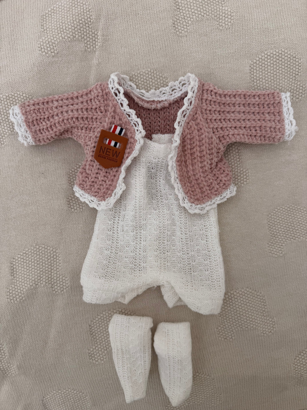 Doll outfit