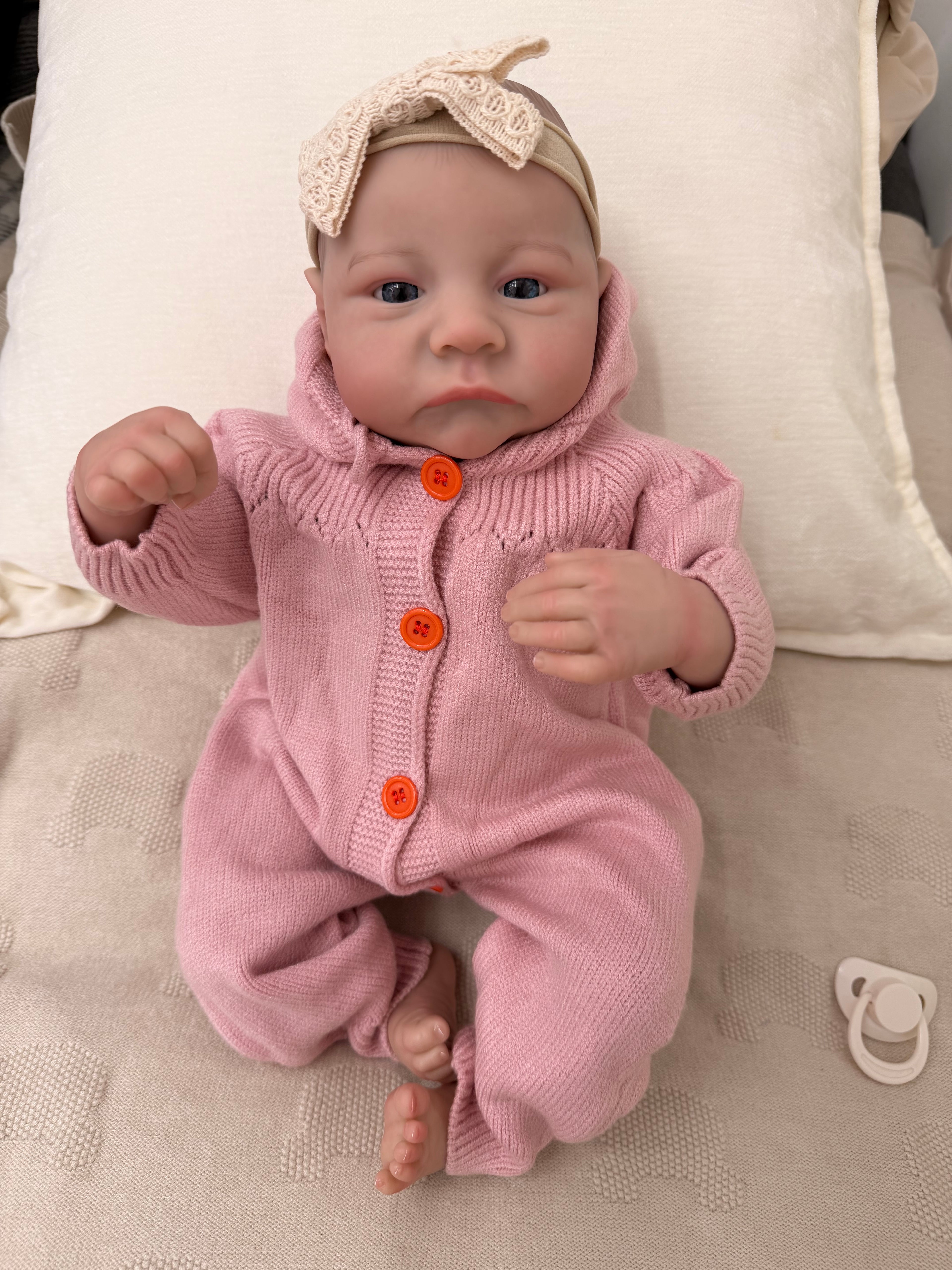 Realistic Reborn Baby Doll – 47cm Soft Cloth Body with Vinyl Limbs & Accessories