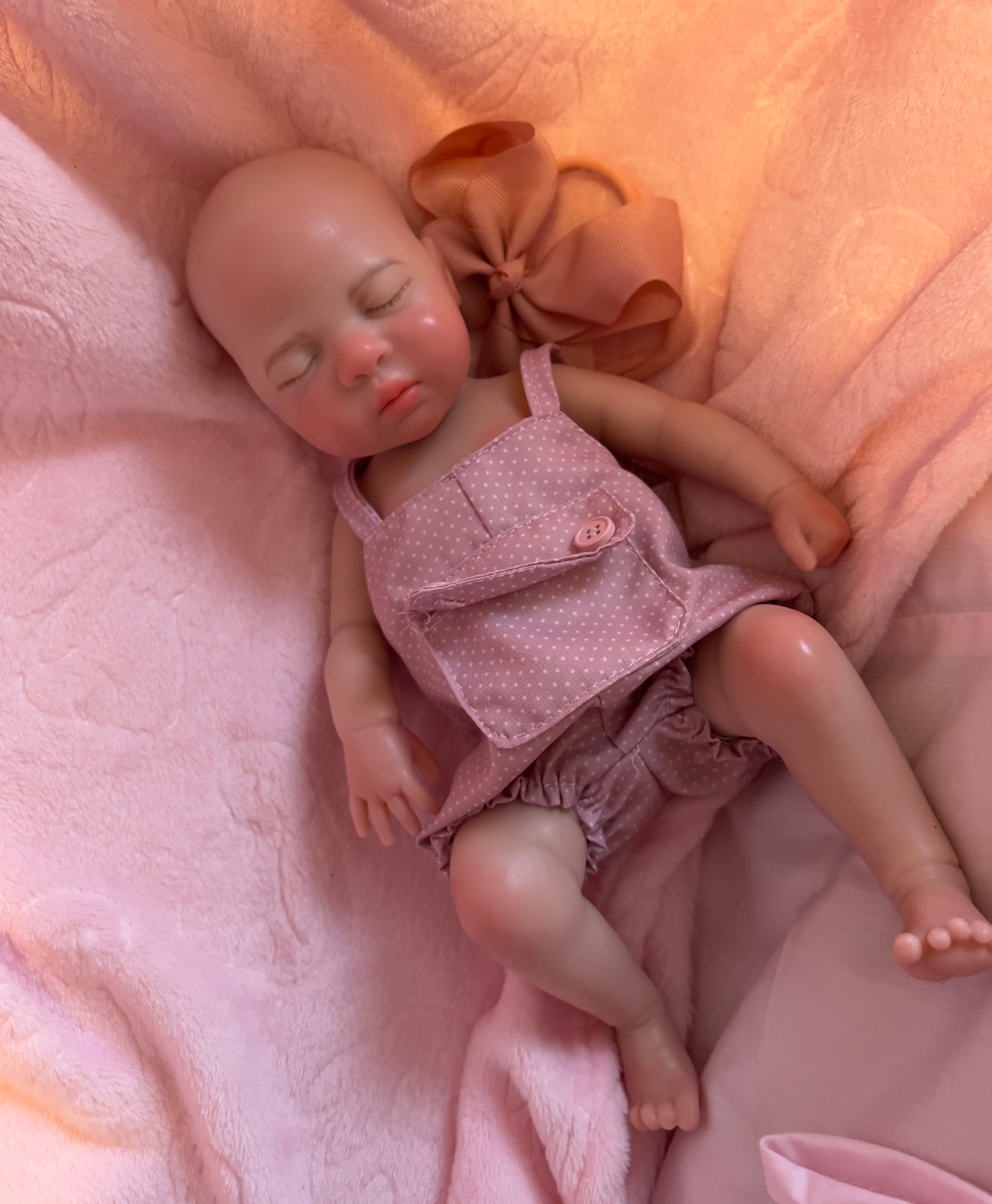 Mini ELLA - Realistic 100% Silicone Reborn Baby Doll 33cm, Squishy & Floppy