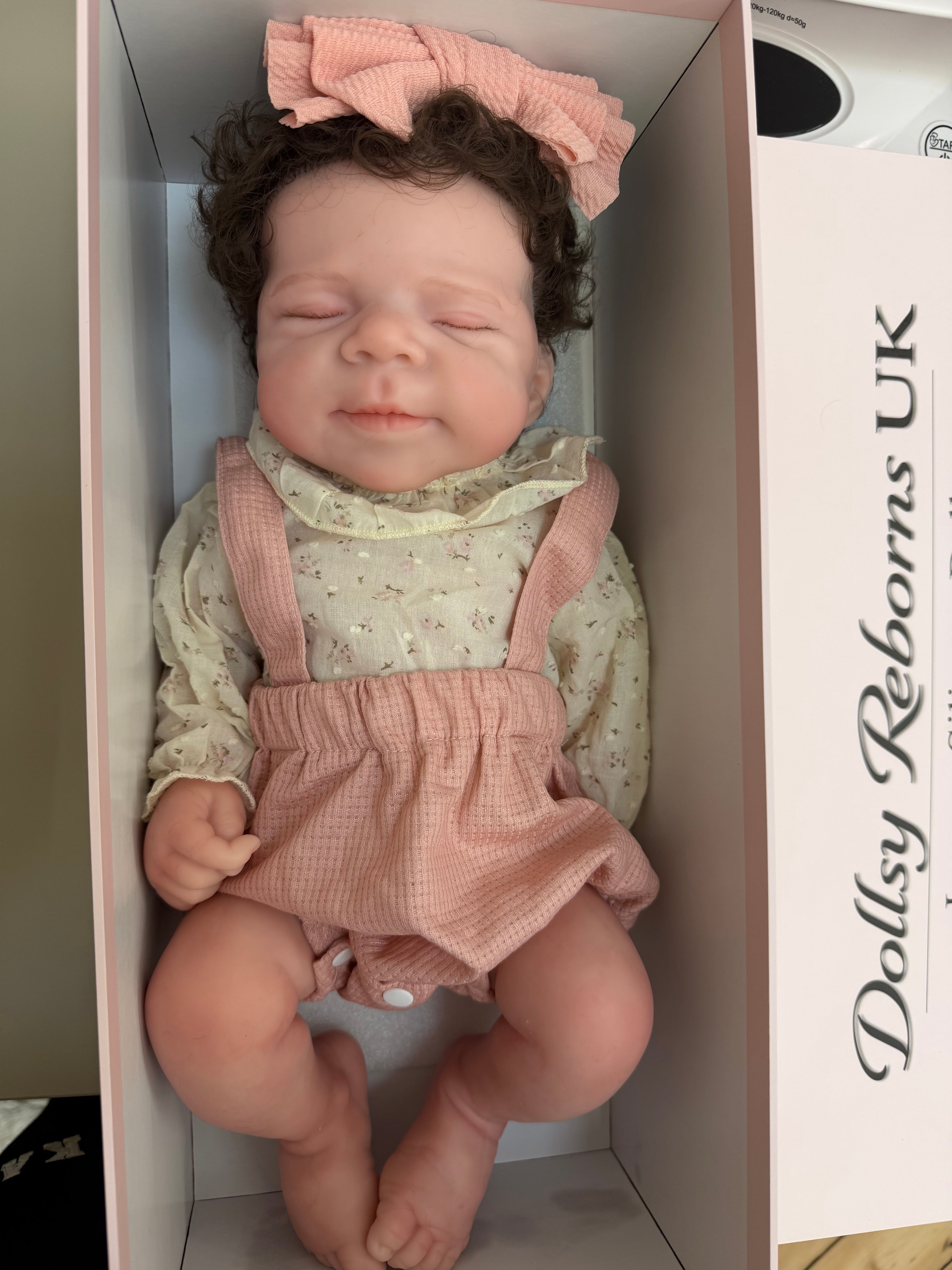 MIA - (Pelo de nailon enraizado a mano) Muñeca Reborn de silicona 100 % realista de 47 cm, blandita y flexible