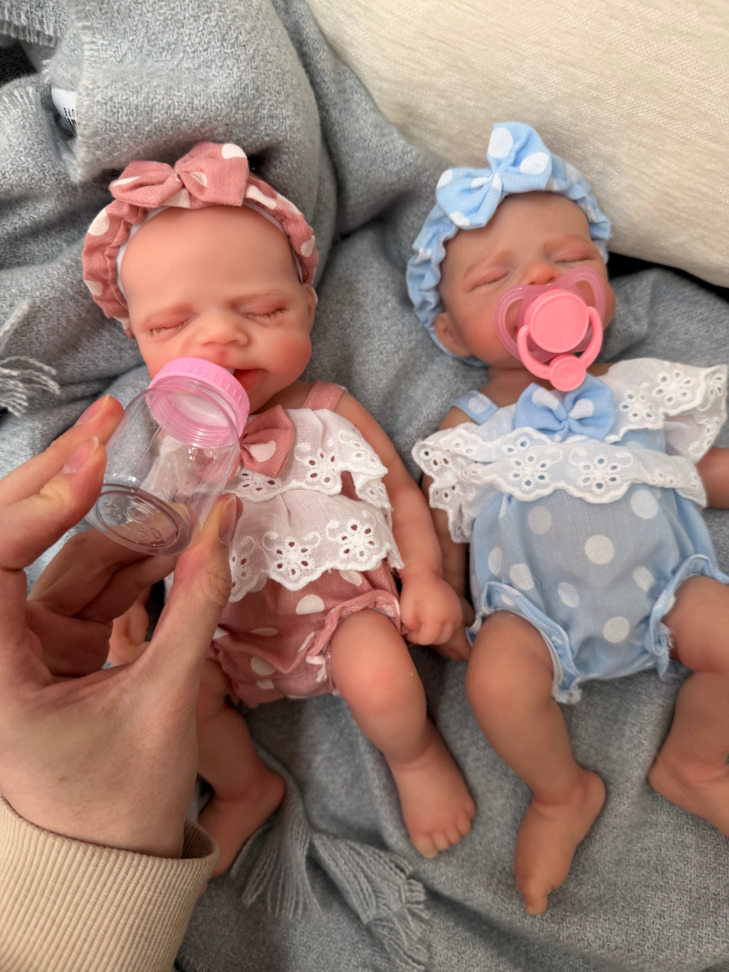 MIA & MIA- Realistic 100% Silicone Reborn Baby Dolls Twins 33cm, Squishy & Floppy