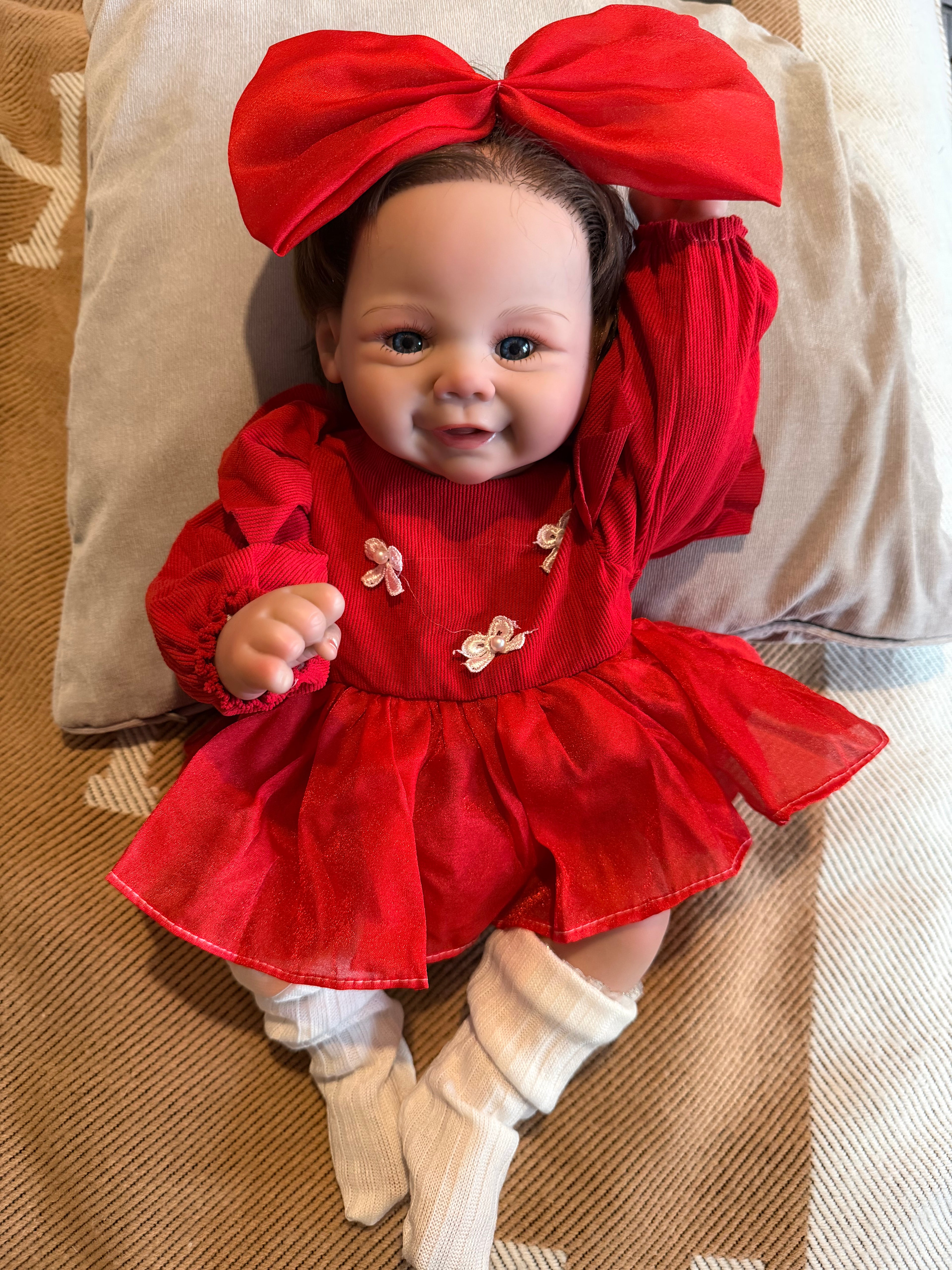 Realistic Full Vinyl Reborn Style Baby Girl – 47cm with Accessories