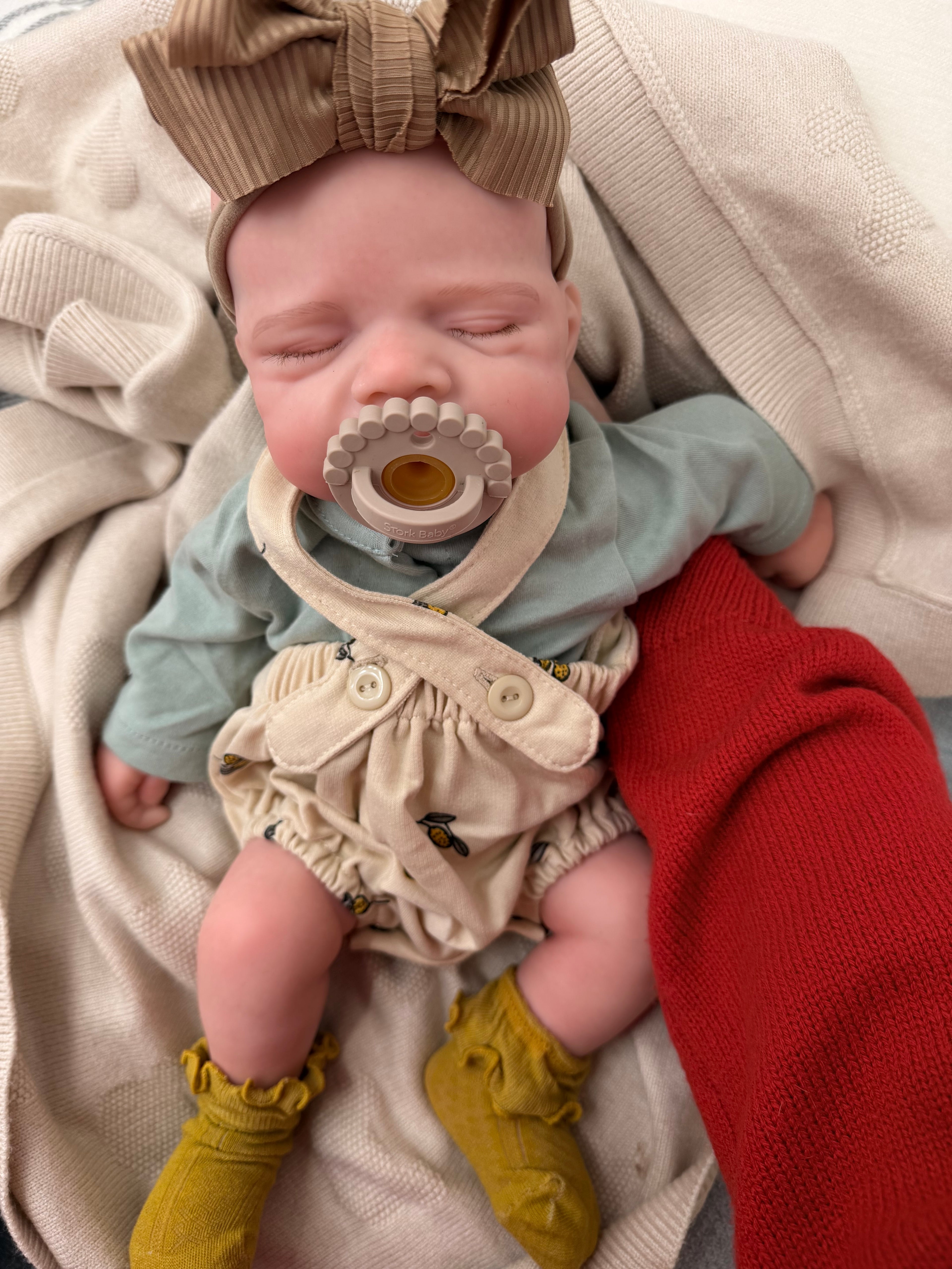 MIA - Realistic 100% Silicone Reborn Baby Doll 47cm, Squishy & Floppy