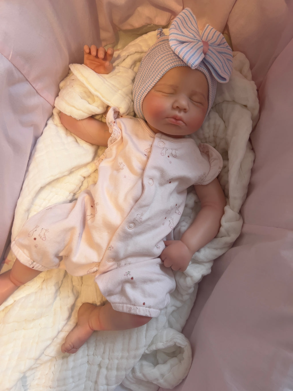 Realistic Silicone Baby Girl Doll – 45cm, Squishy & Floppy with Accessories