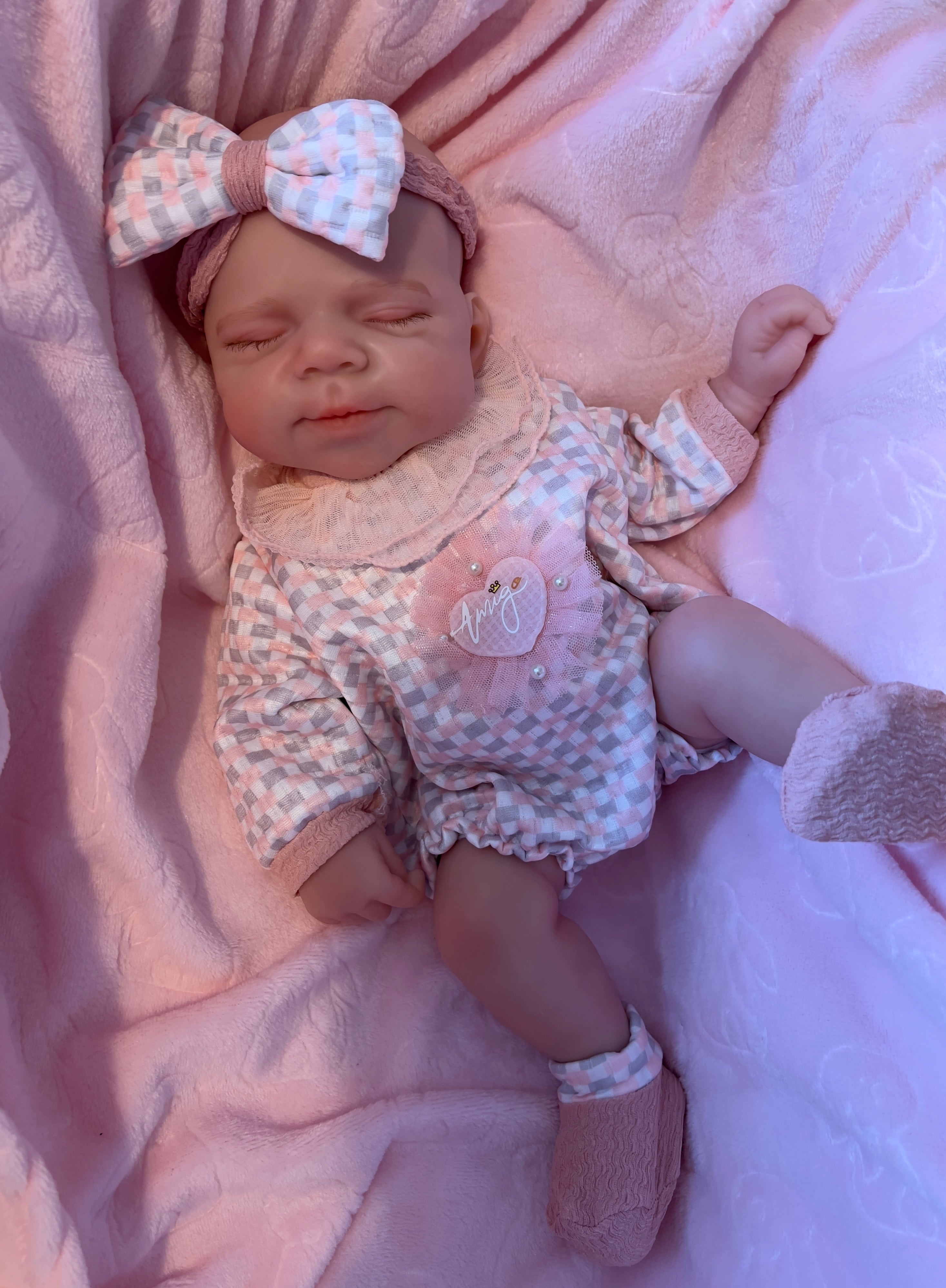 Realistic Silicone Baby Girl Doll – 47cm, Squishy & Floppy with Accessories