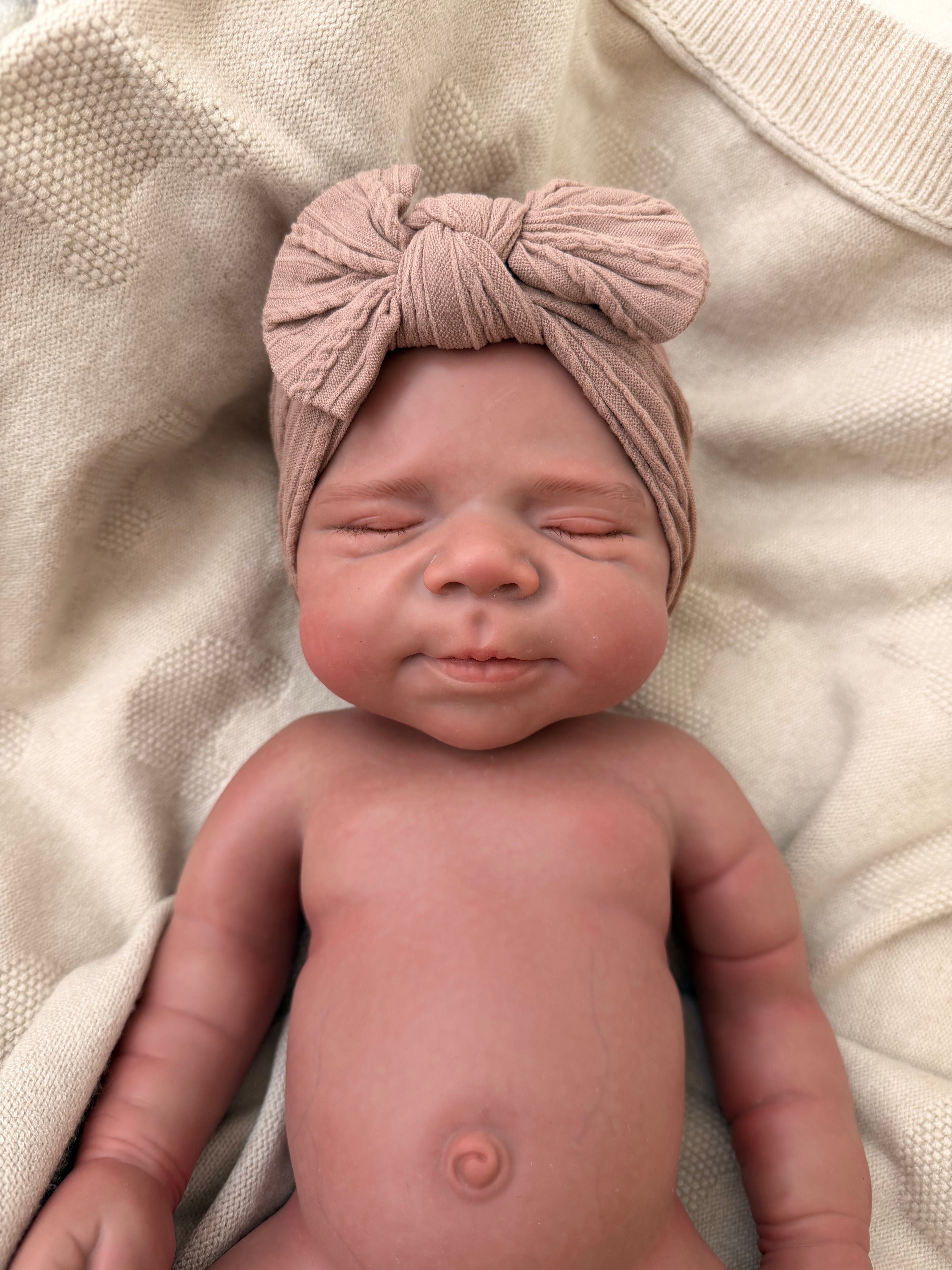 MIA - (Dark Skin) Realistic 100% Silicone Reborn Baby Doll 47cm, Squishy & Floppy