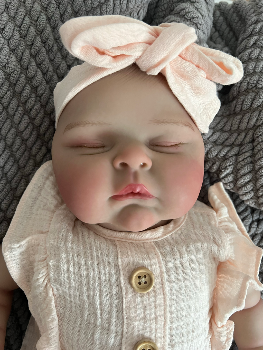 Realistic Reborn Baby Doll – 47cm Soft Cloth Body with Vinyl Limbs & Accessories