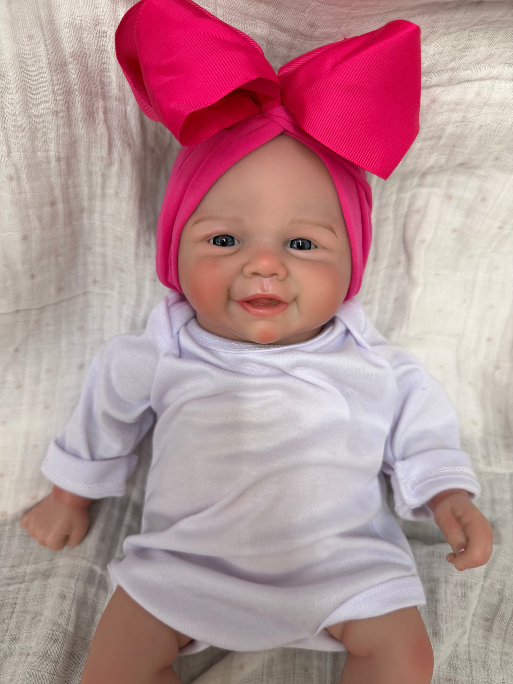 Realistic Reborn Baby Doll – 47cm Soft Cloth Body with Vinyl Limbs & Accessories