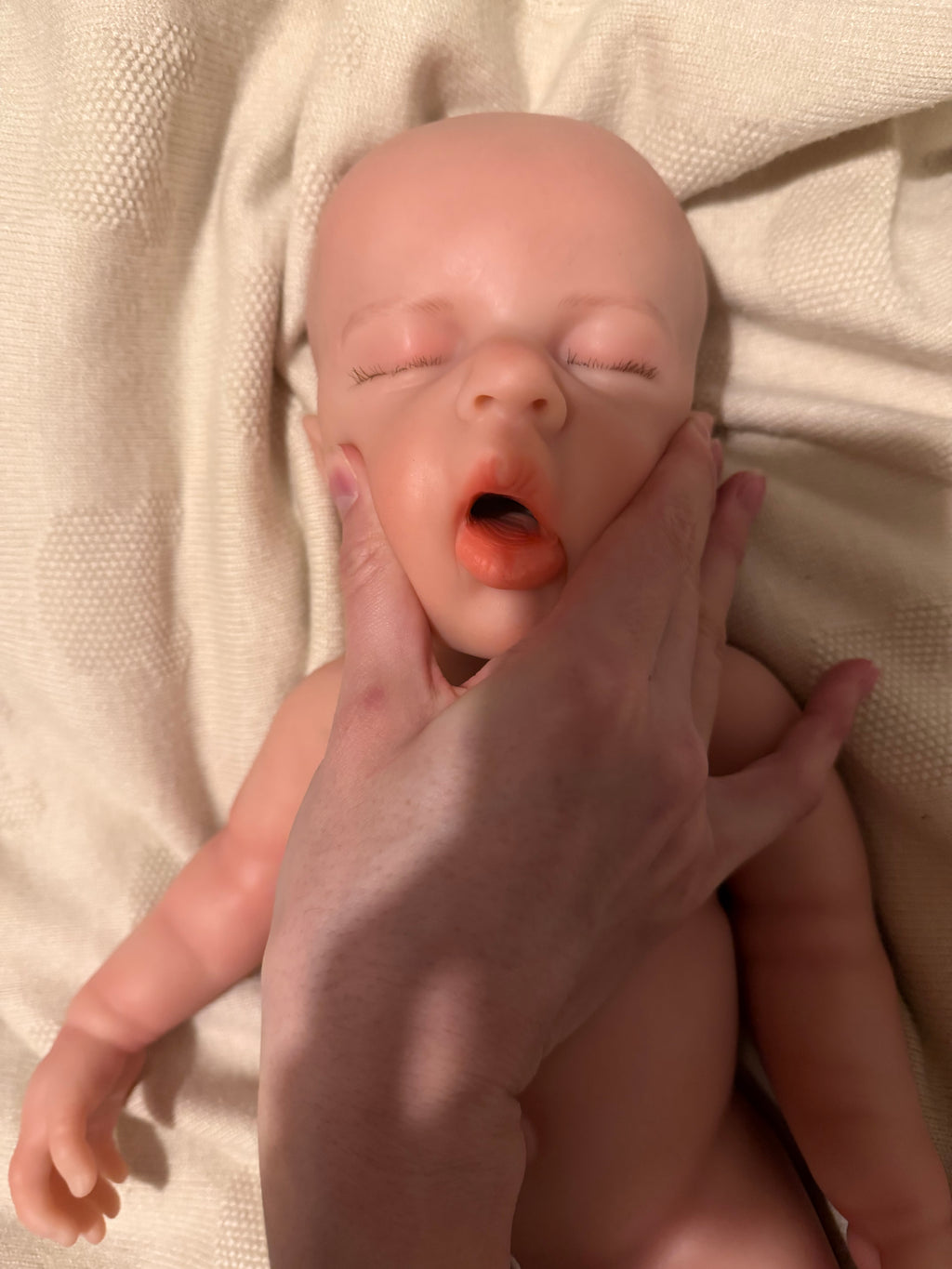 LUCINDA - Realistic 100% Silicone Reborn Baby Doll 47cm, Squishy & Floppy