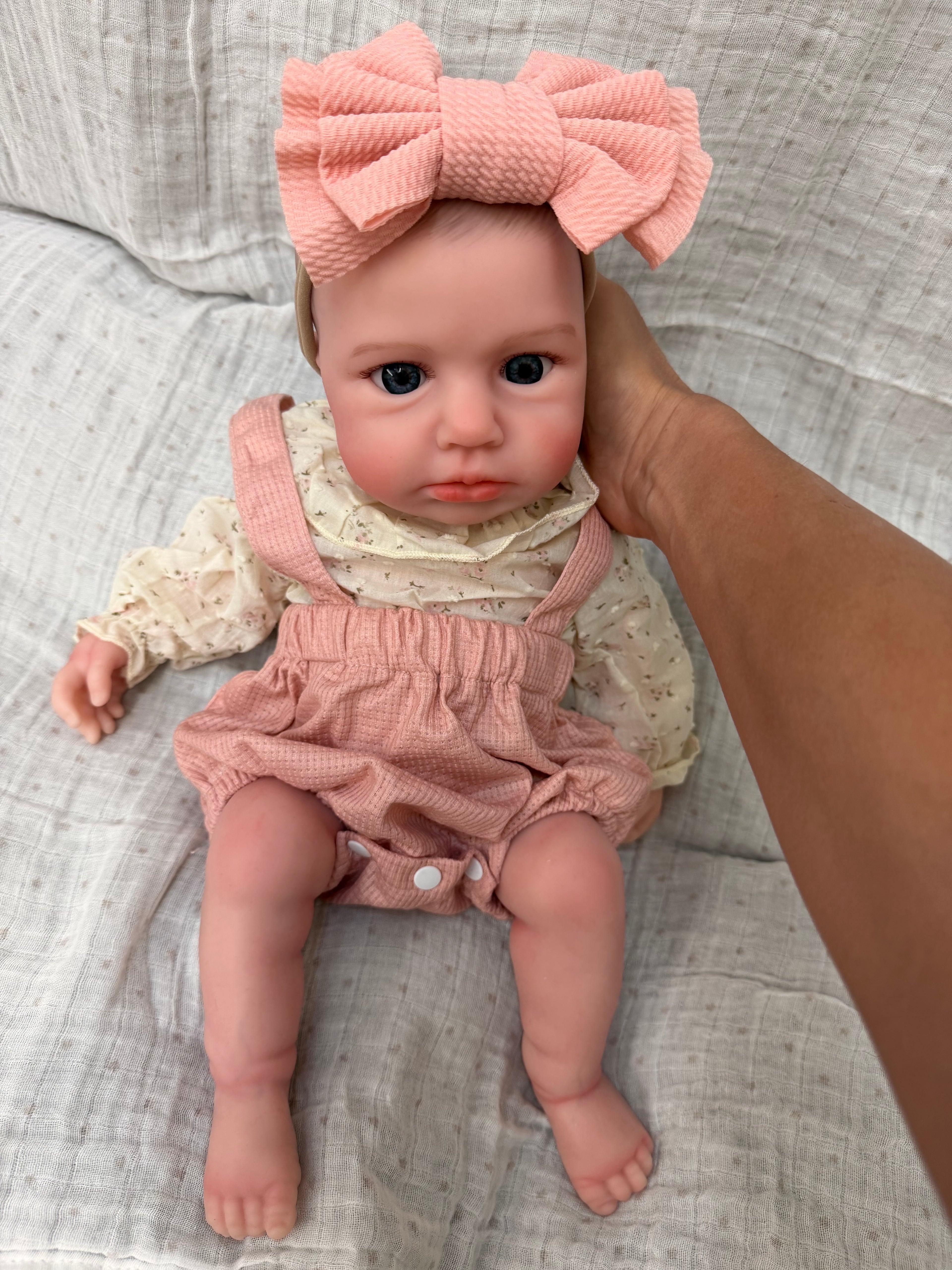 47cm Open-Eyed Full Body Silicone Reborn Baby Girl – ISABELLA | Dollsy