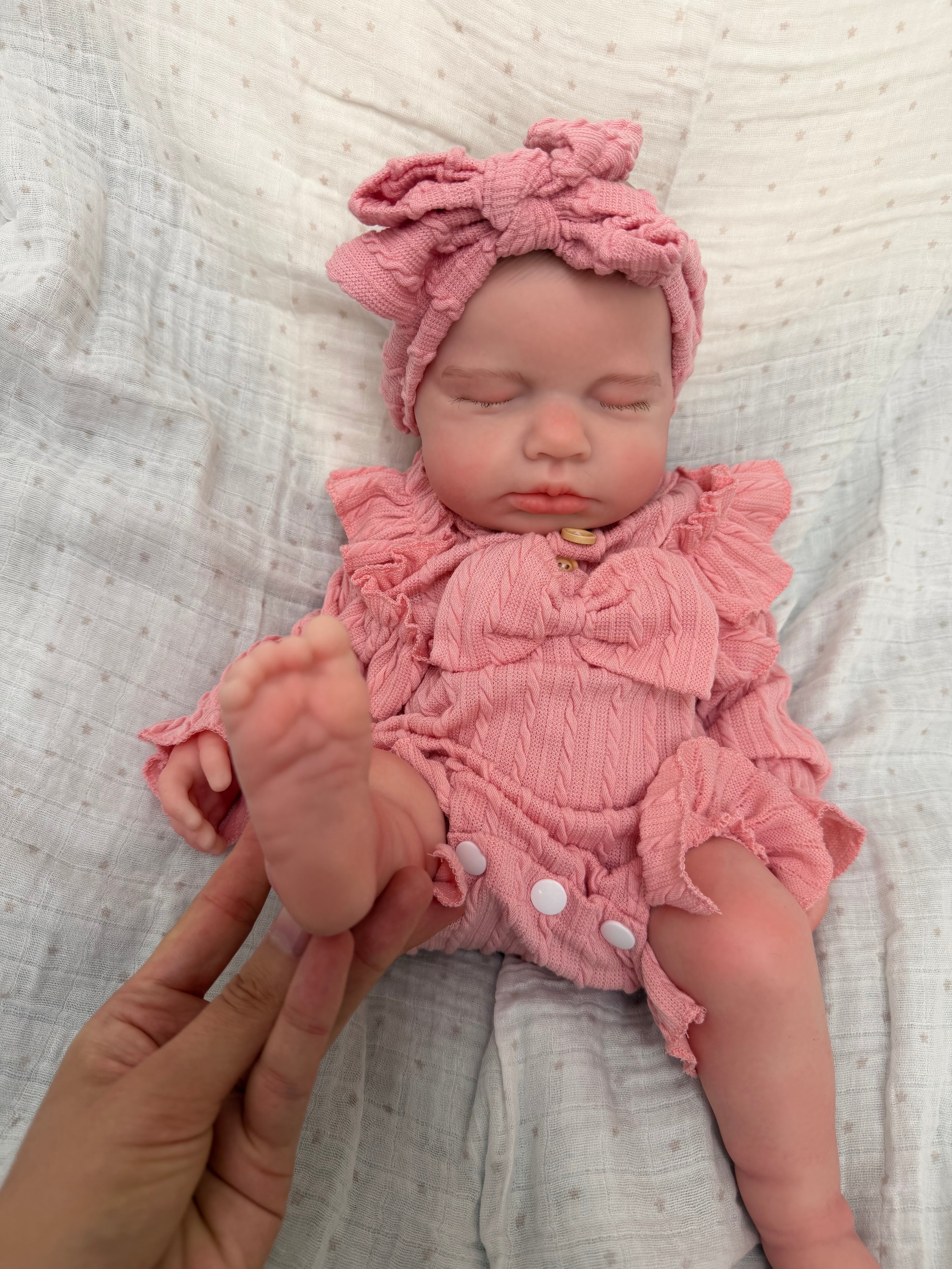 47cm Full Body Silicone Reborn Baby Girl with Painted Hair – Lucinda | Dollsy
