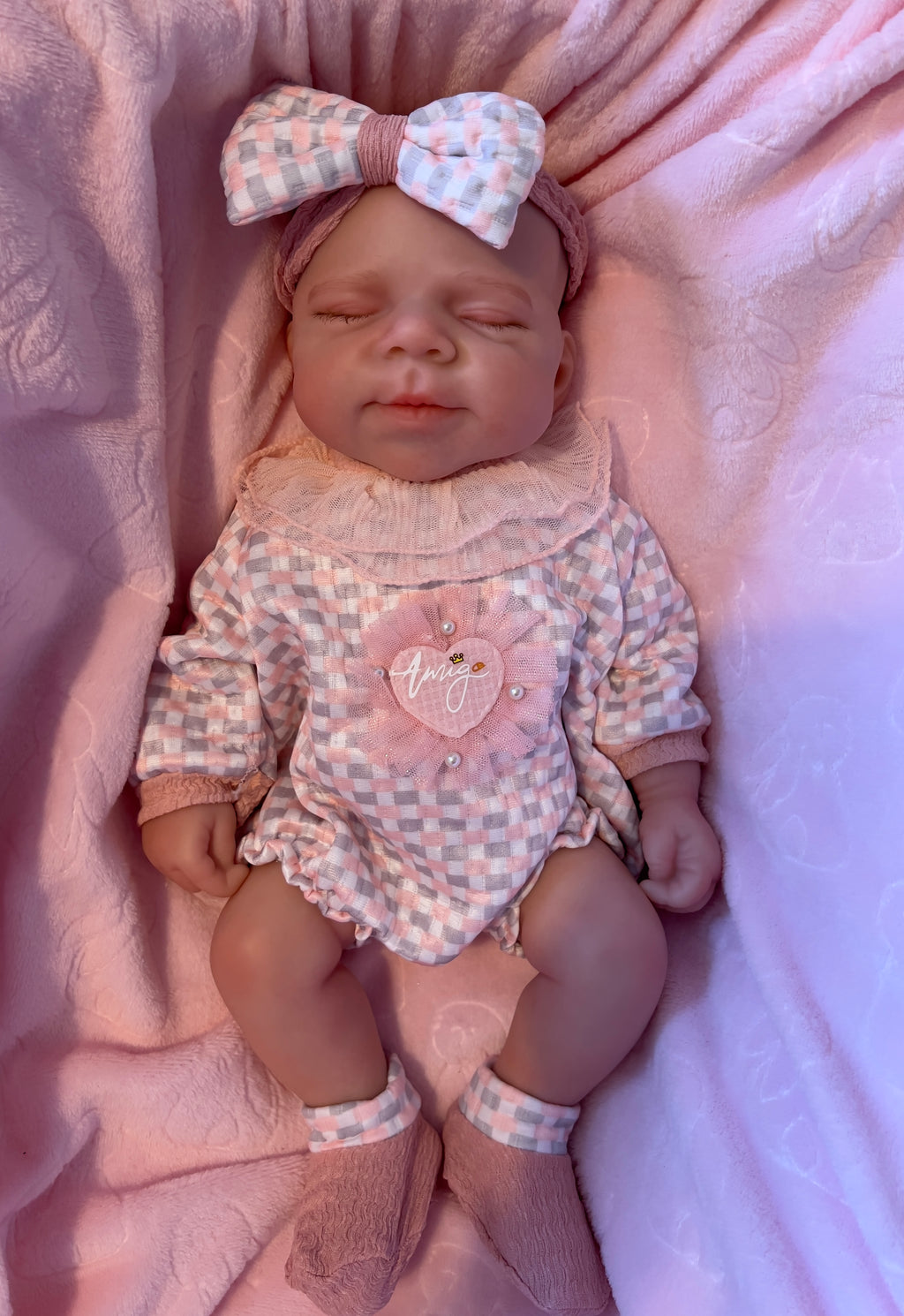 Realistic Silicone Baby Girl Doll – 47cm, Squishy & Floppy with Accessories