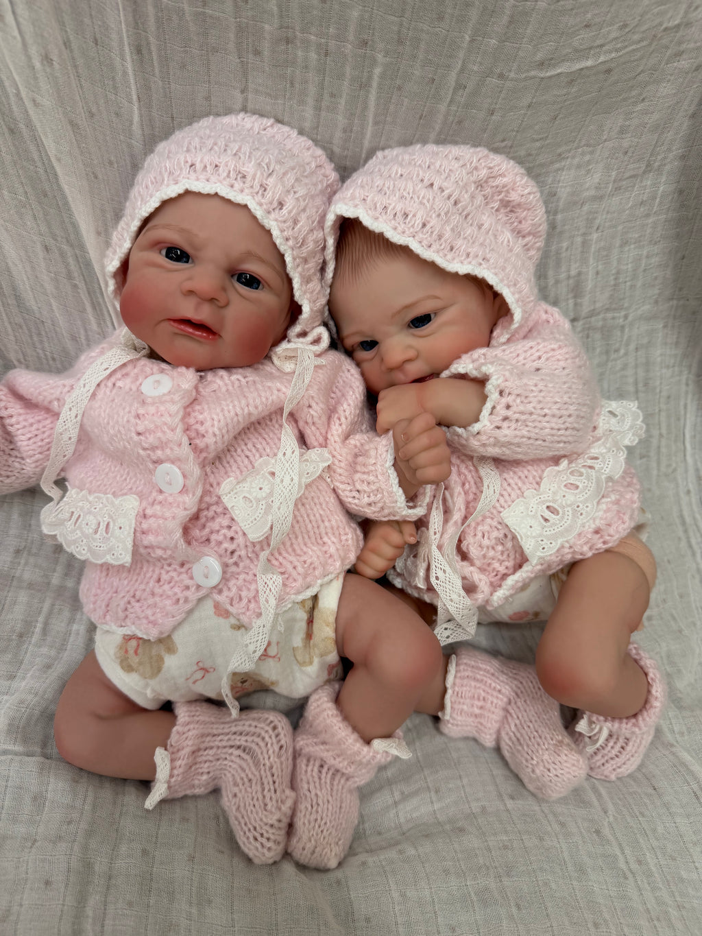 Weighted Reborn Doll Twins – Realistic Feel & Comforting Design
