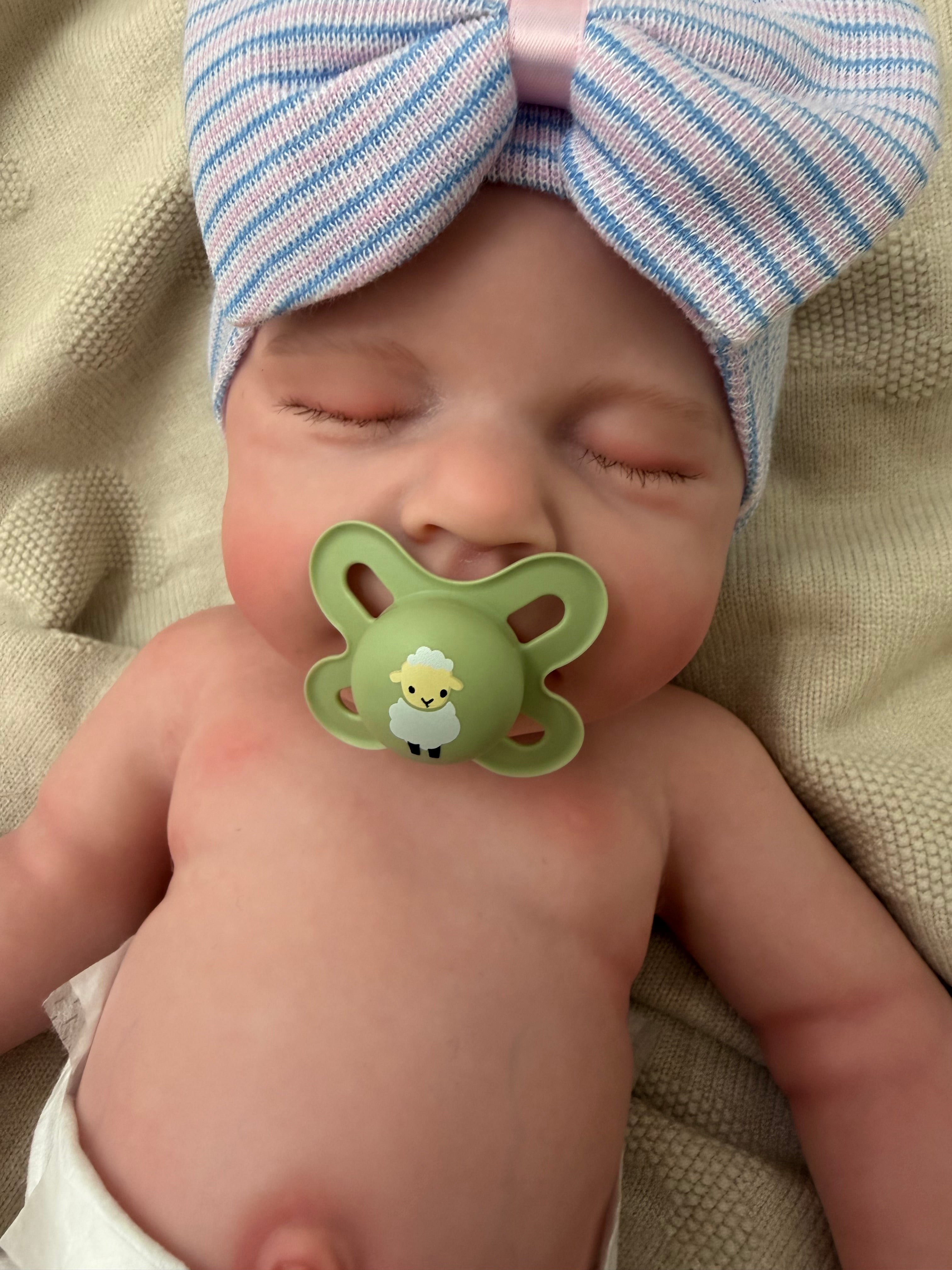 LUCINDA - Realistic 100% Silicone Reborn Baby Doll 47cm, Squishy & Floppy