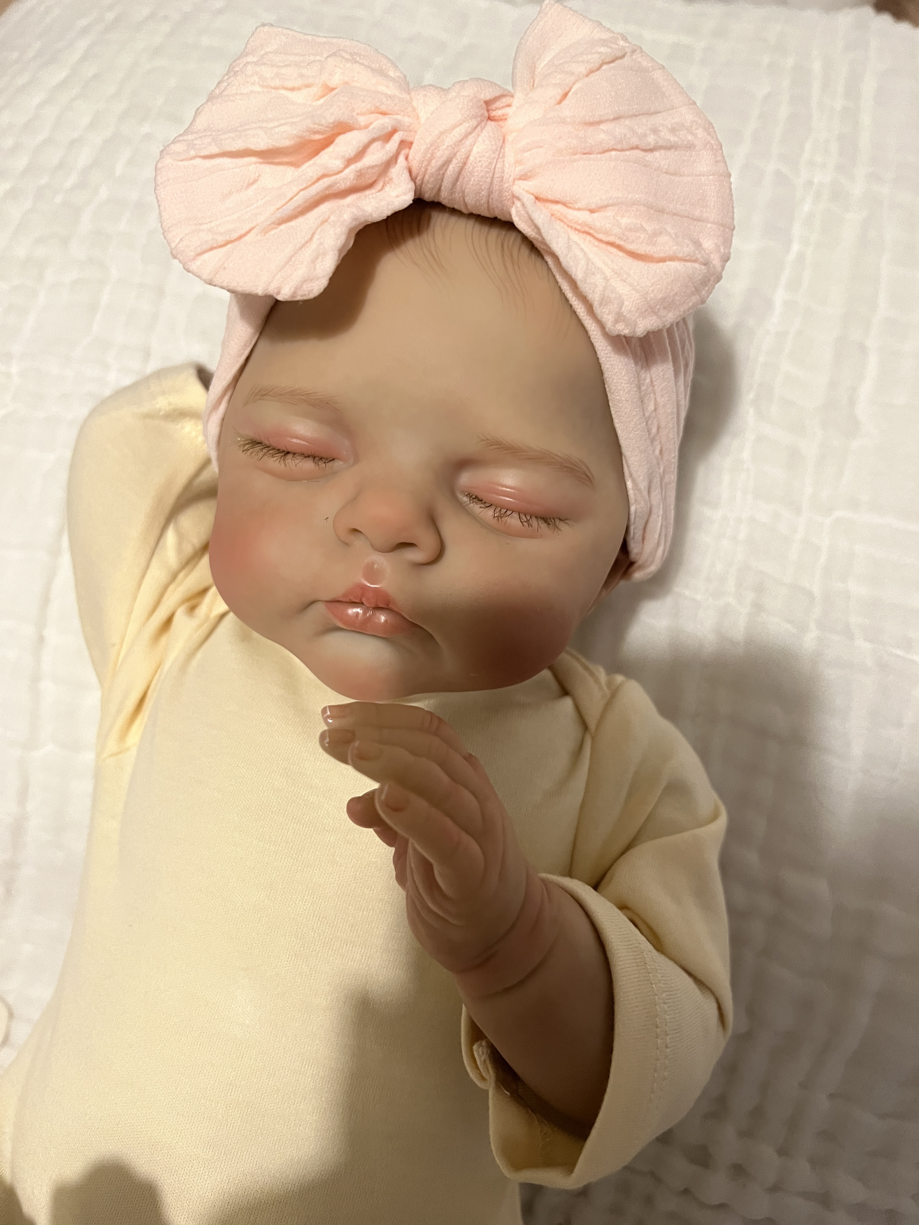 Realistic Reborn Baby Doll – 47cm Soft Cloth Body with Vinyl Limbs & Accessories