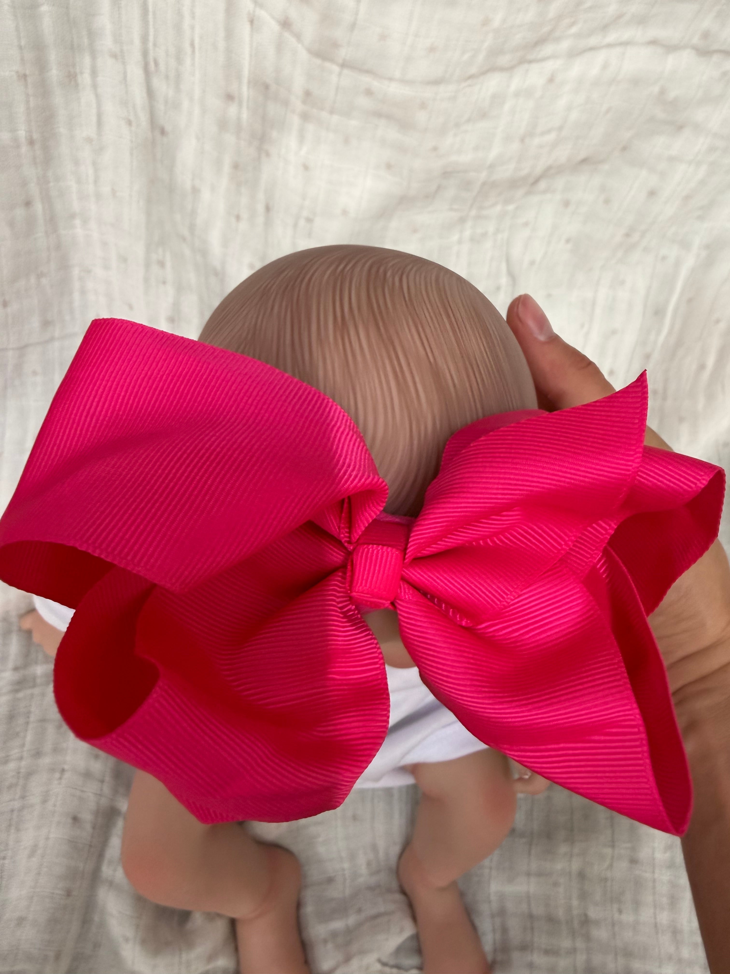 Realistic Reborn Baby Doll – 47cm Soft Cloth Body with Vinyl Limbs & Accessories
