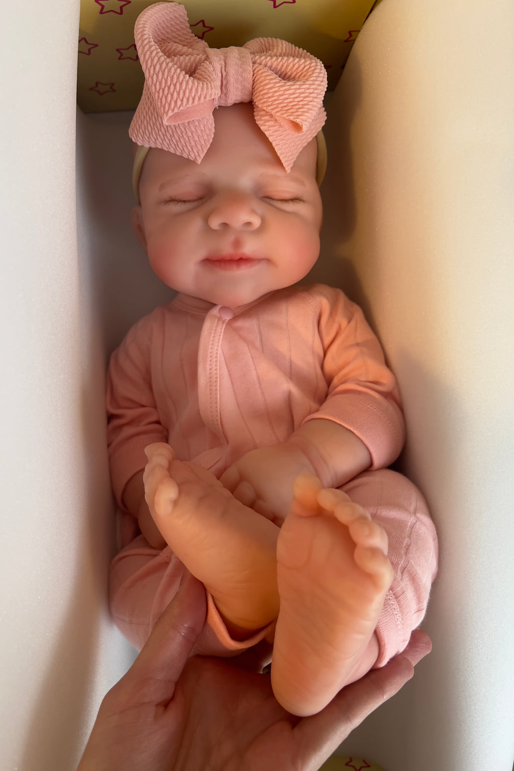 MIA - Realistic 100% Silicone Reborn Baby Doll 47cm, Squishy & Floppy