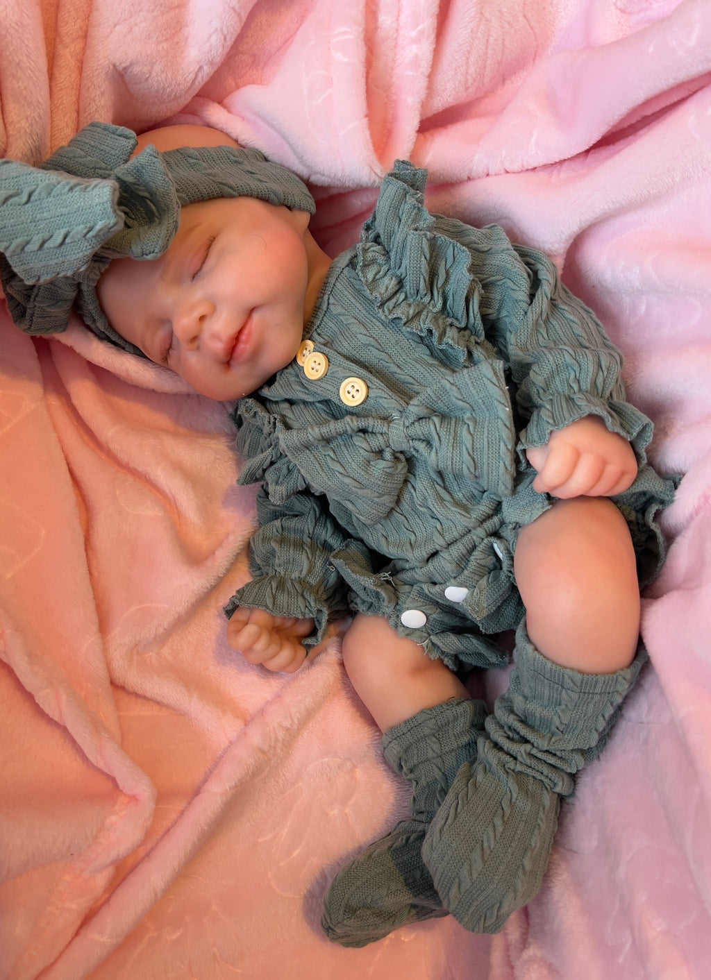 Realistic Silicone Baby Girl Doll – 47cm, Squishy & Floppy with Accessories