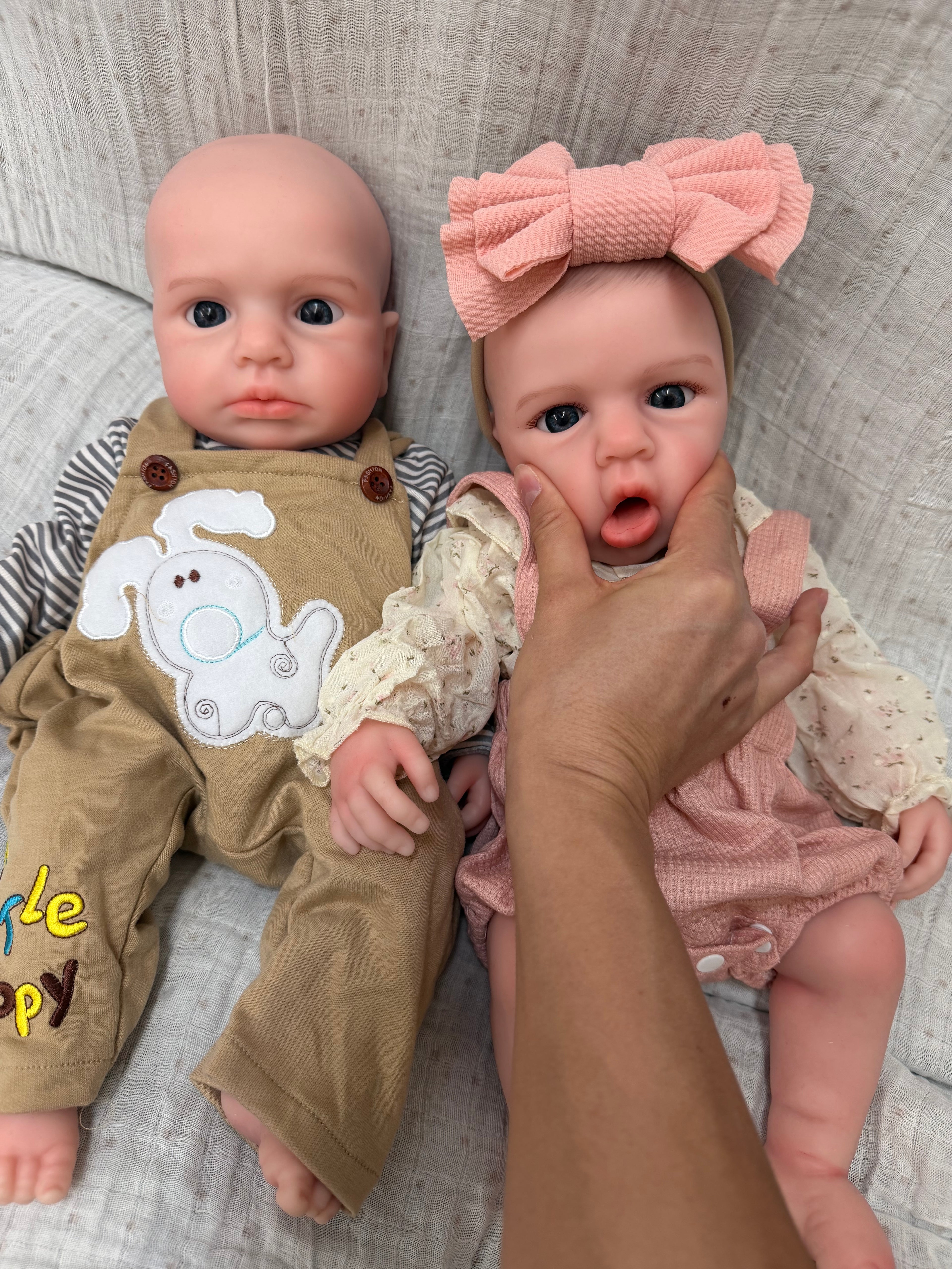 47cm Open-Eyed Full Body Silicone Reborn Baby Twins – ISABELLA & OLIVER | Dollsy