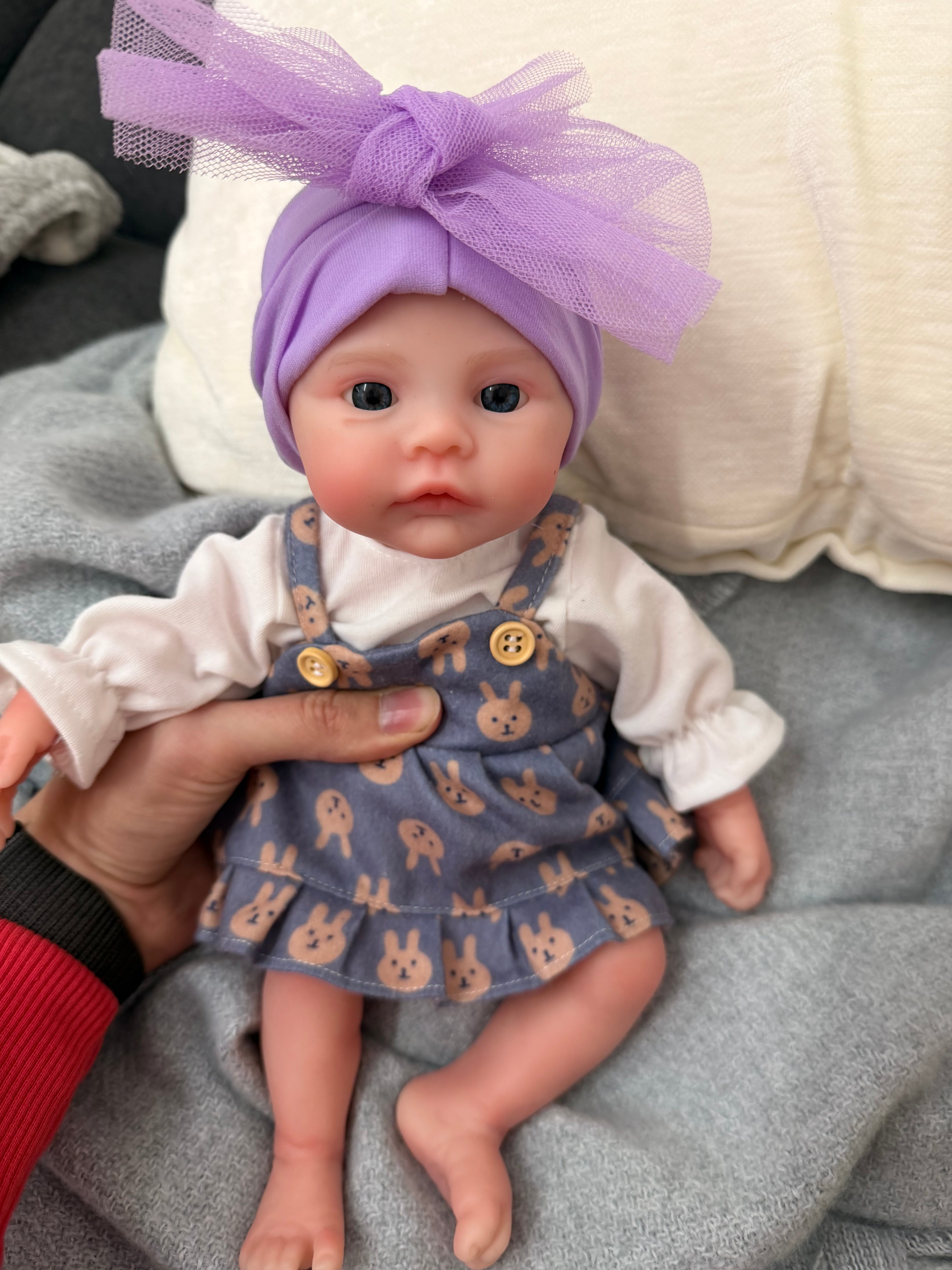 Mini KIM - Realistic 100% Silicone Reborn Baby Doll 33cm, Squishy & Floppy