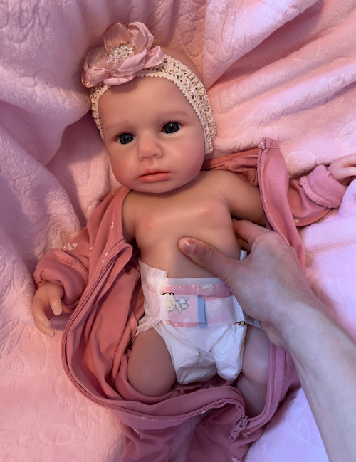 Pre-Order Realistic Silicone Baby Girl Doll – 47cm, Squishy & Floppy with Accessories