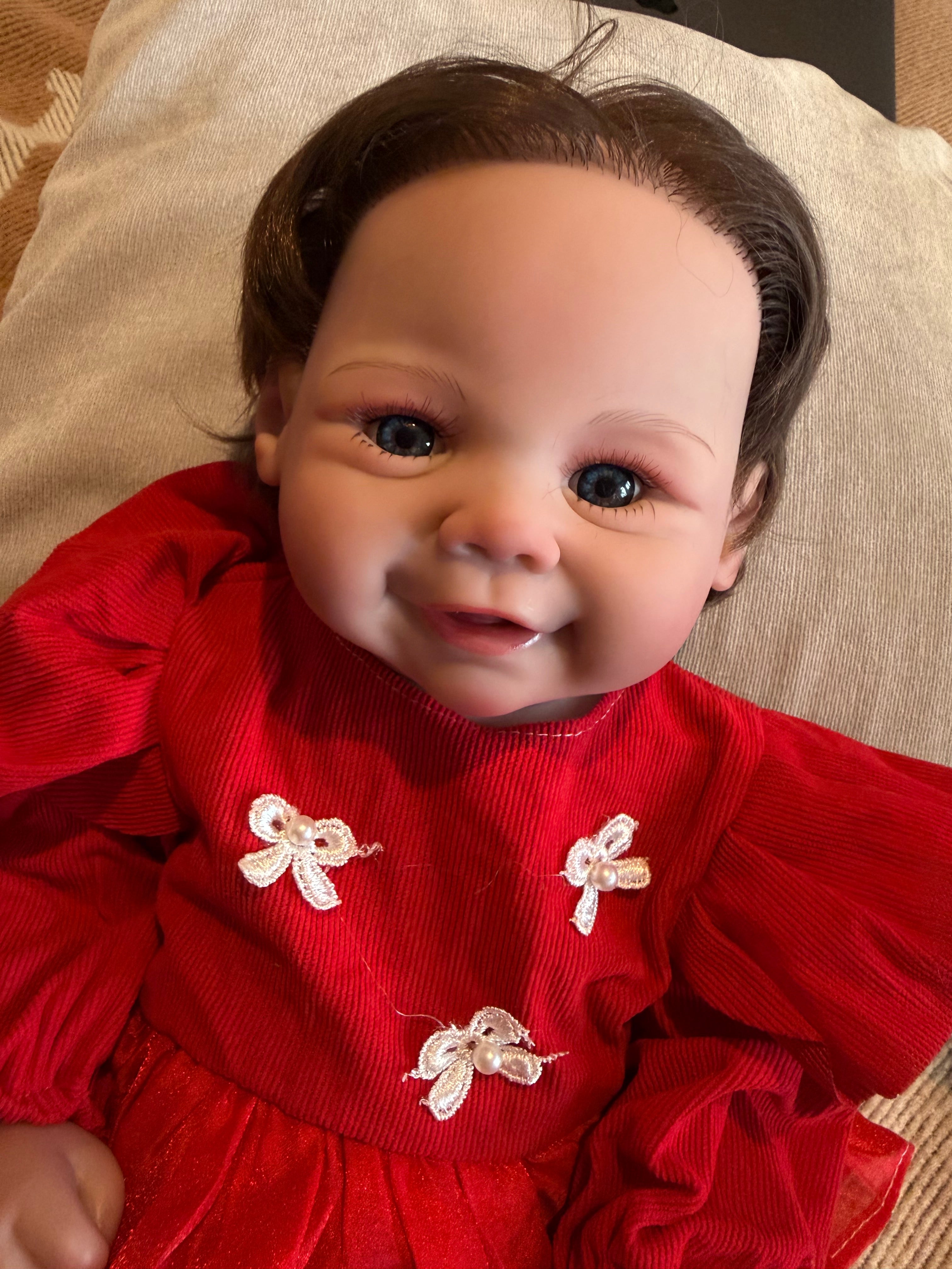 Realistic Full Vinyl Reborn Style Baby Girl – 47cm with Accessories