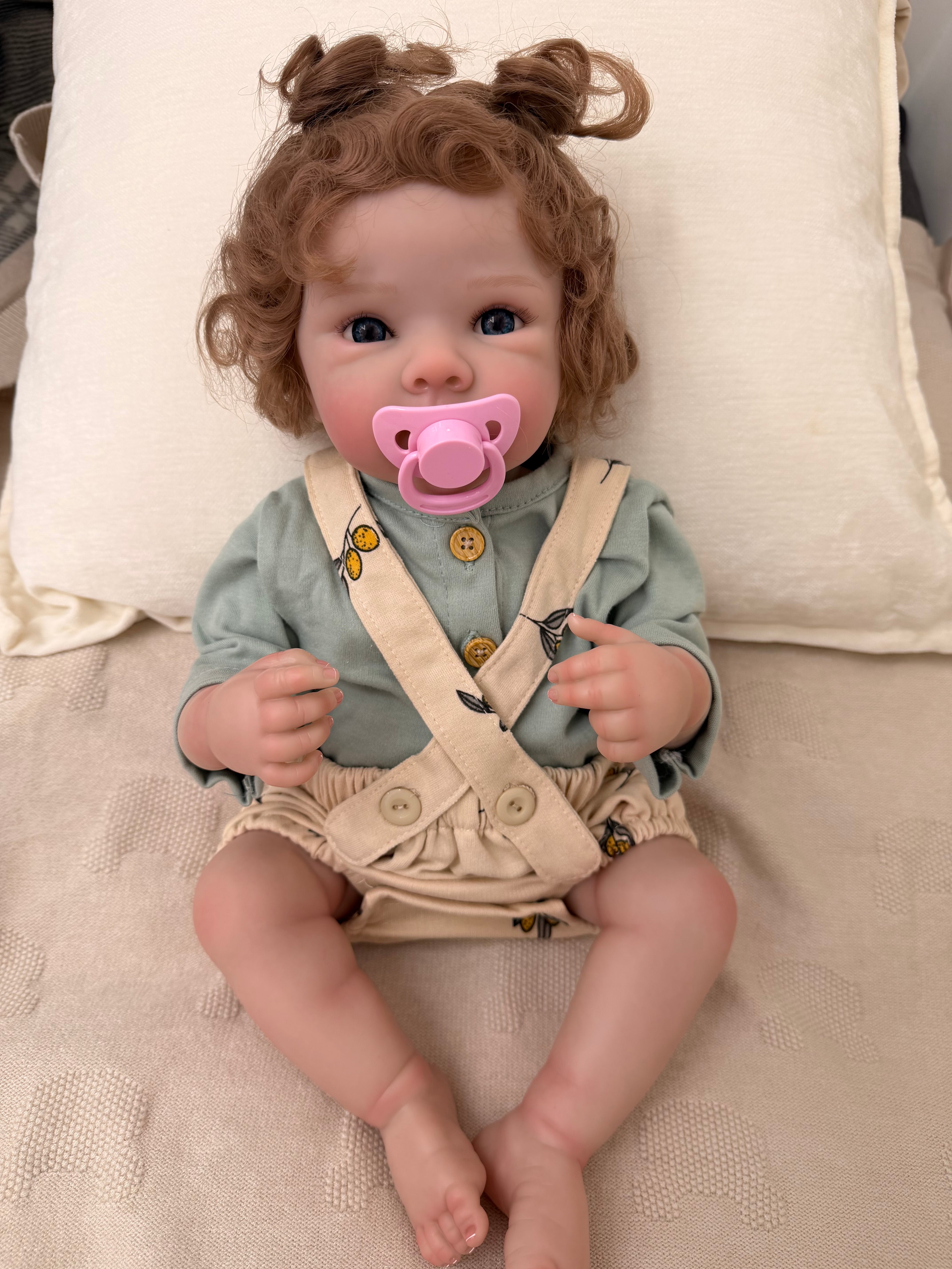 Realistic Full Vinyl Reborn Style Baby Girl – 47cm with Accessories