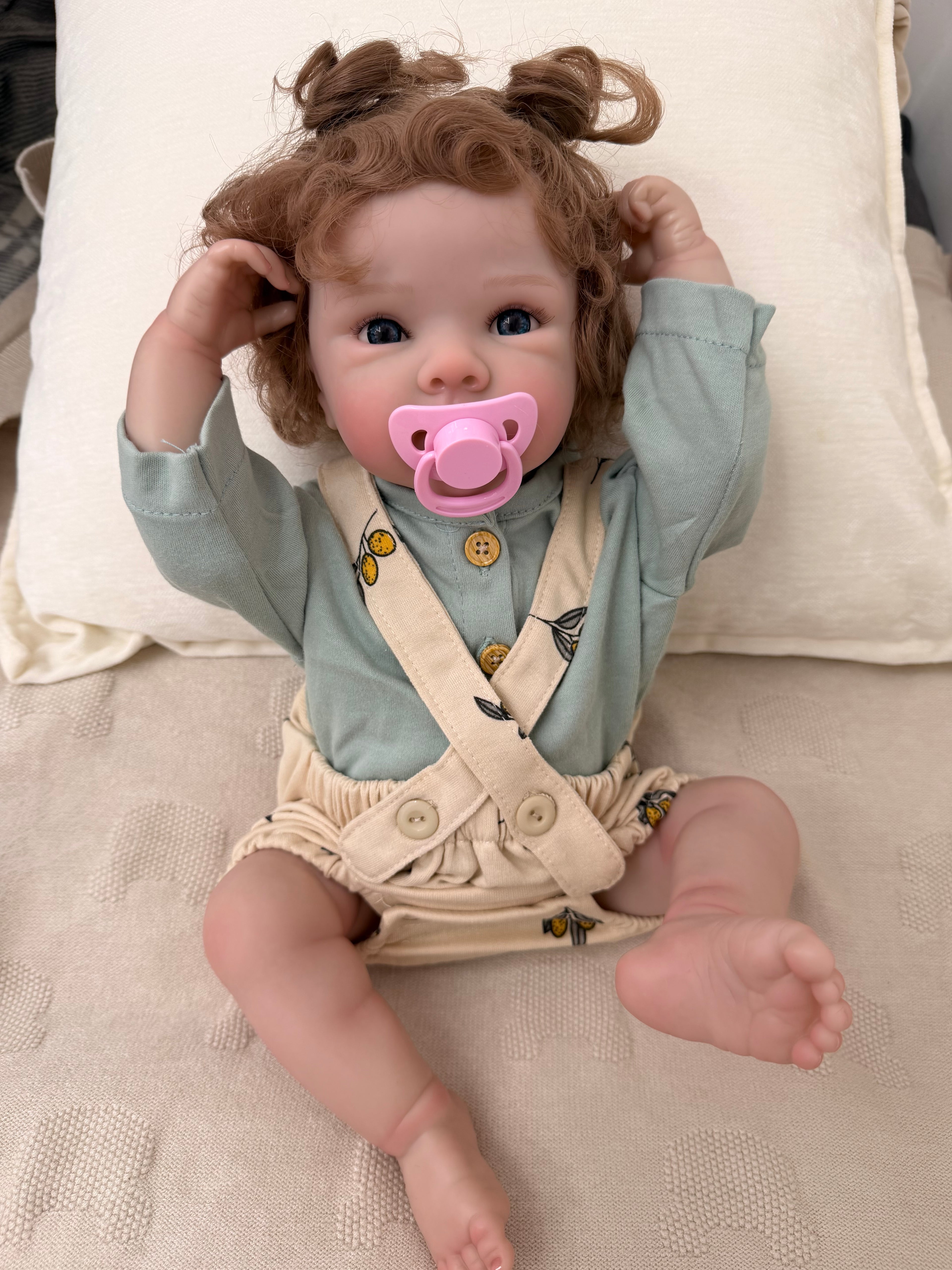 Realistic Full Vinyl Reborn Style Baby Girl – 47cm with Accessories
