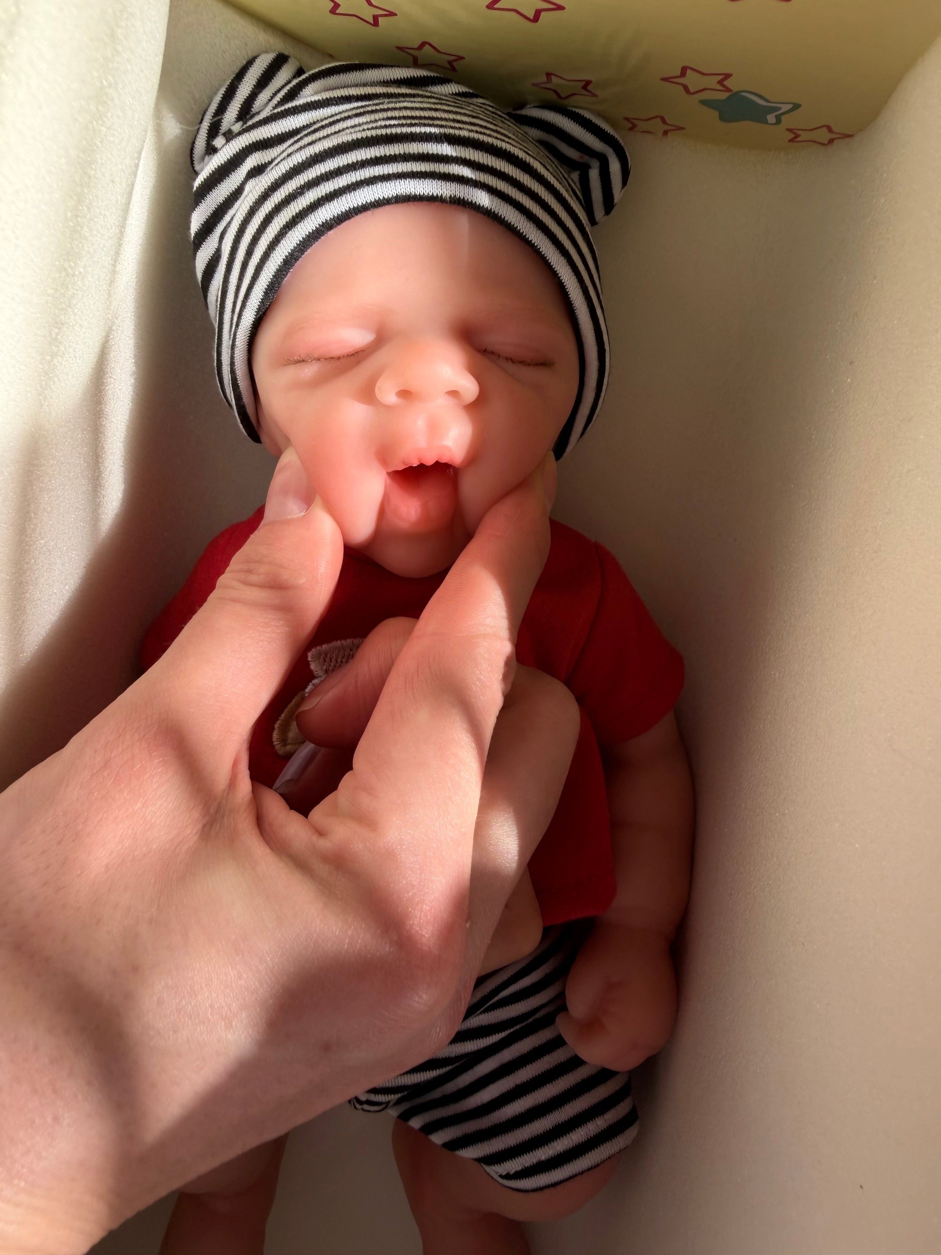 Mini JACK - Realistic 100% Silicone Reborn Baby Doll Boy 33cm, Squishy & Floppy