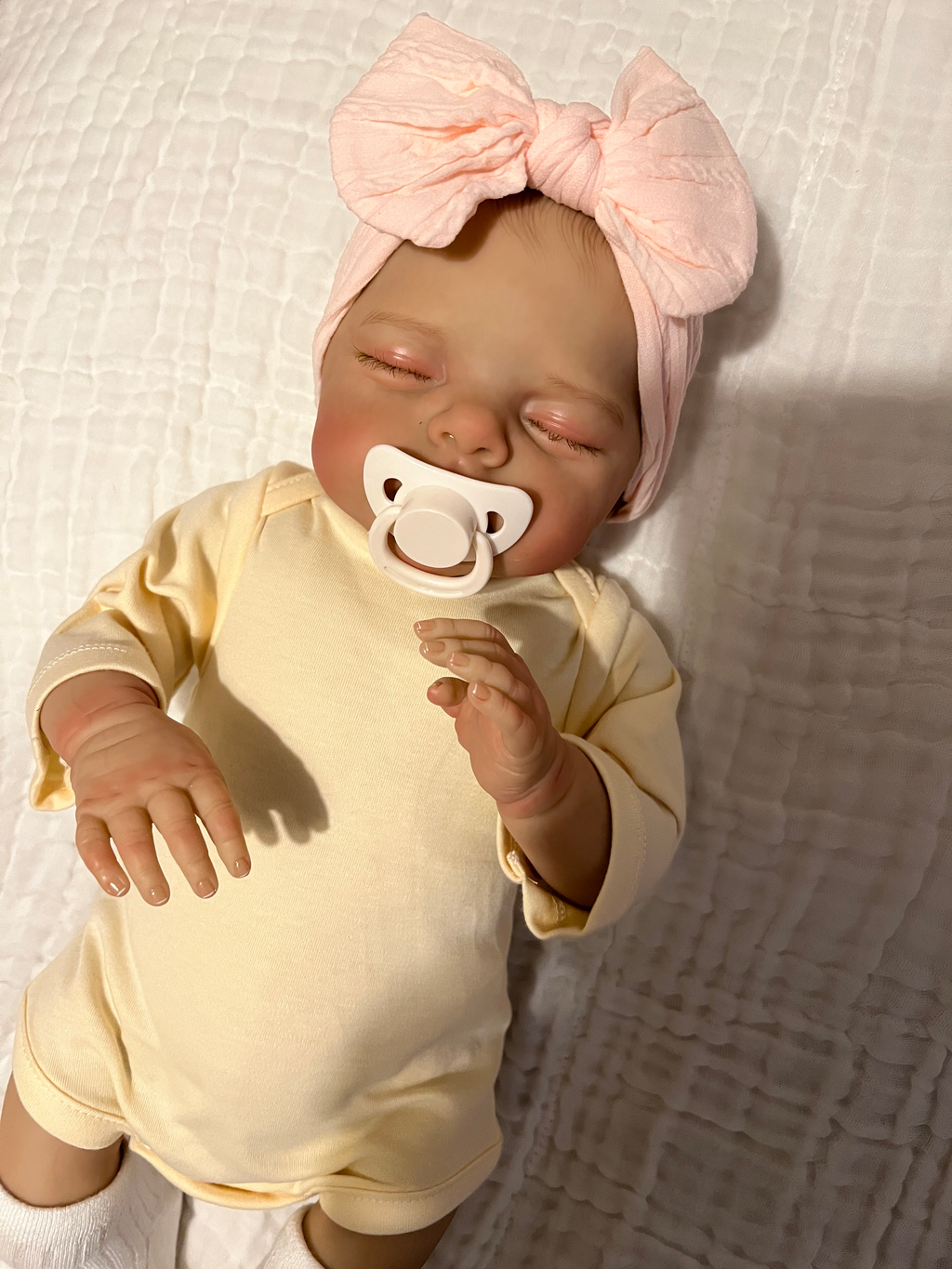 Realistic Reborn Baby Doll – 47cm Soft Cloth Body with Vinyl Limbs & Accessories