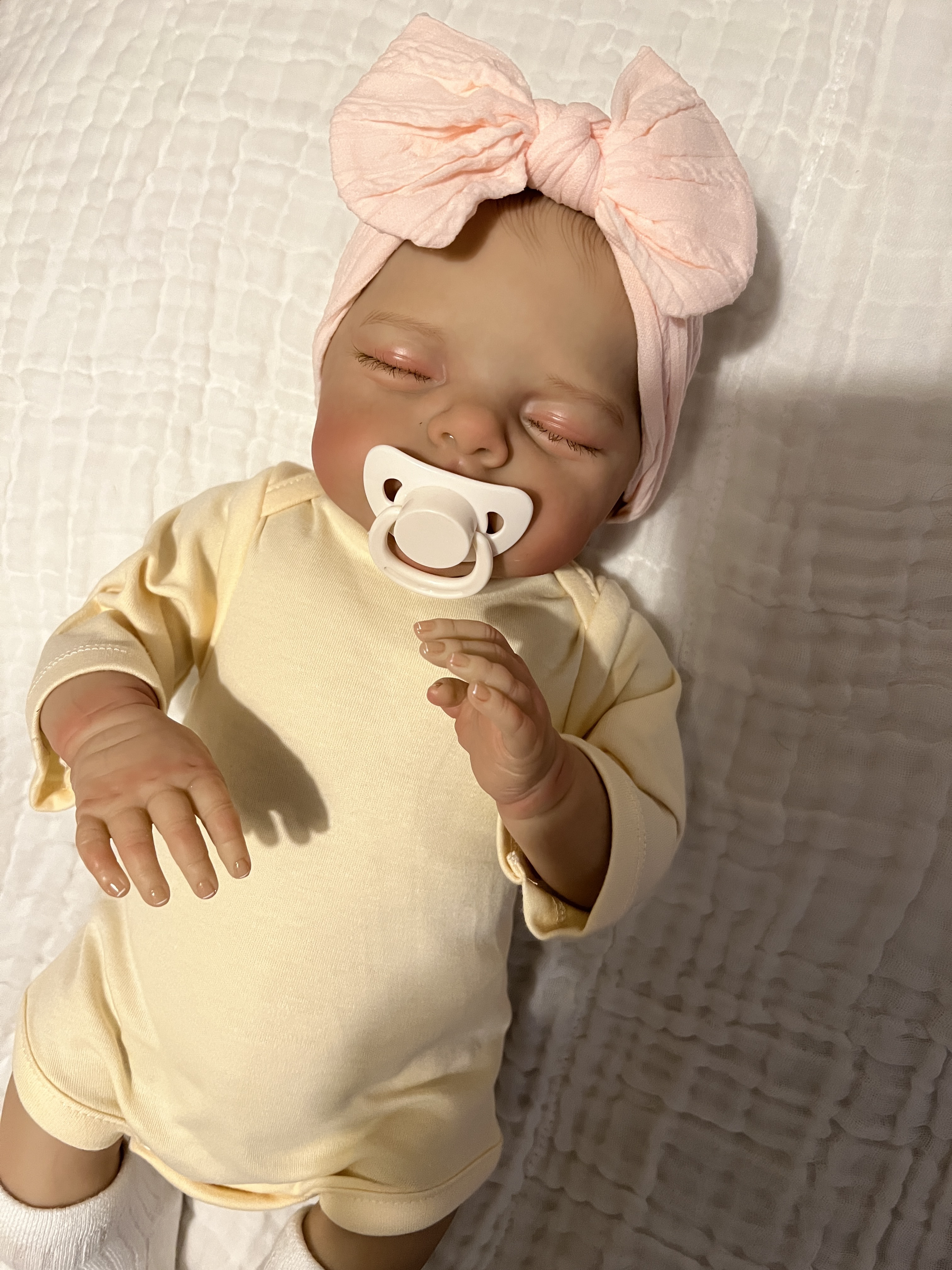Realistic Reborn Baby Doll – 47cm Soft Cloth Body with Vinyl Limbs & Accessories