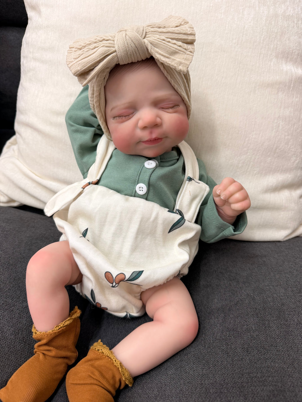 Weighted Reborn Doll – Realistic Feel & Comforting Design