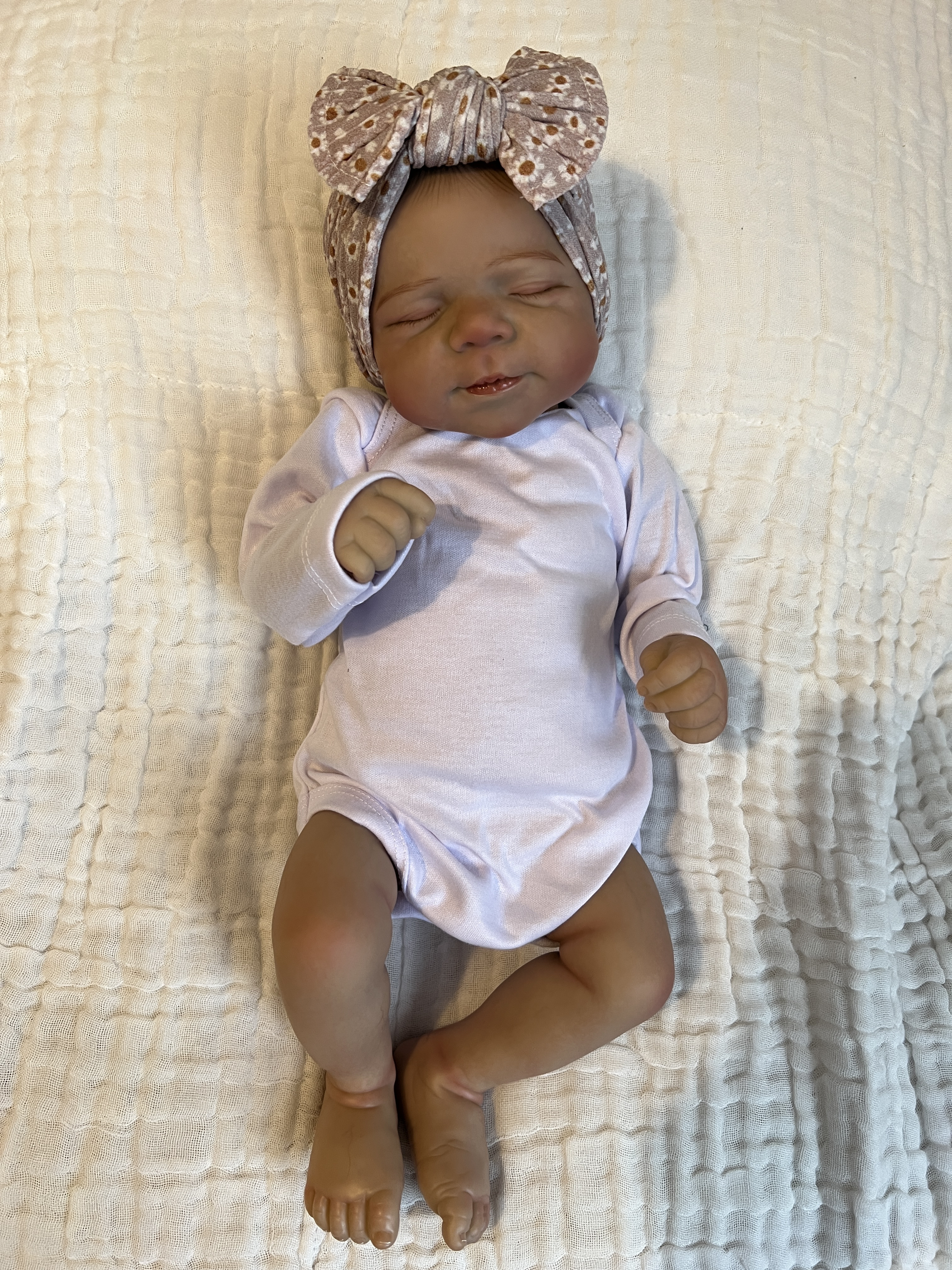 Realistic Reborn Baby Doll – 47cm Soft Cloth Body with Vinyl Limbs & Accessories