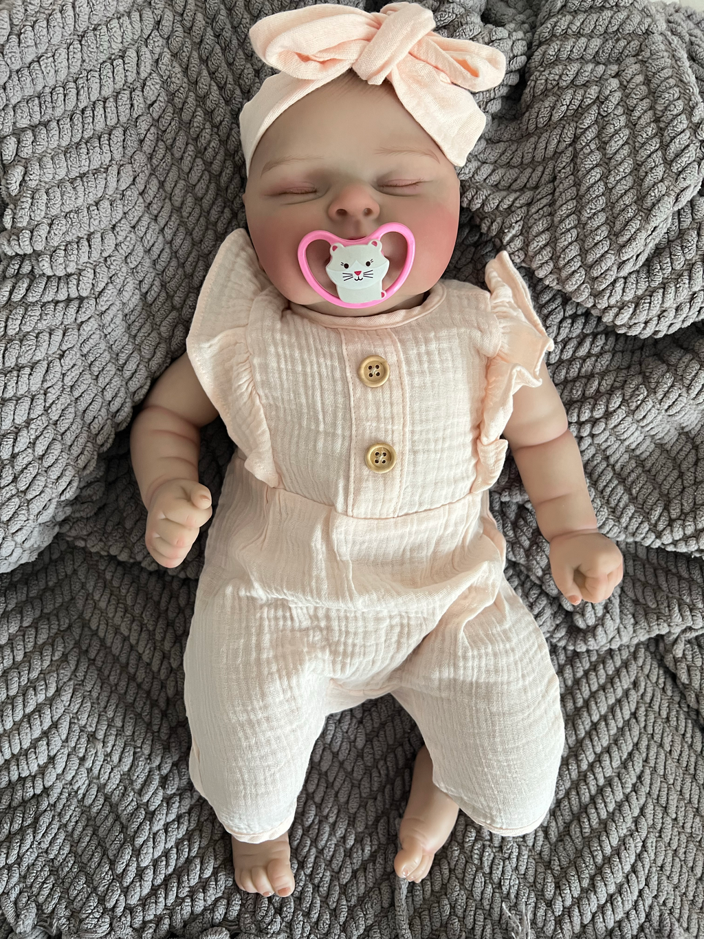 Realistic Reborn Baby Doll – 47cm Soft Cloth Body with Vinyl Limbs & Accessories