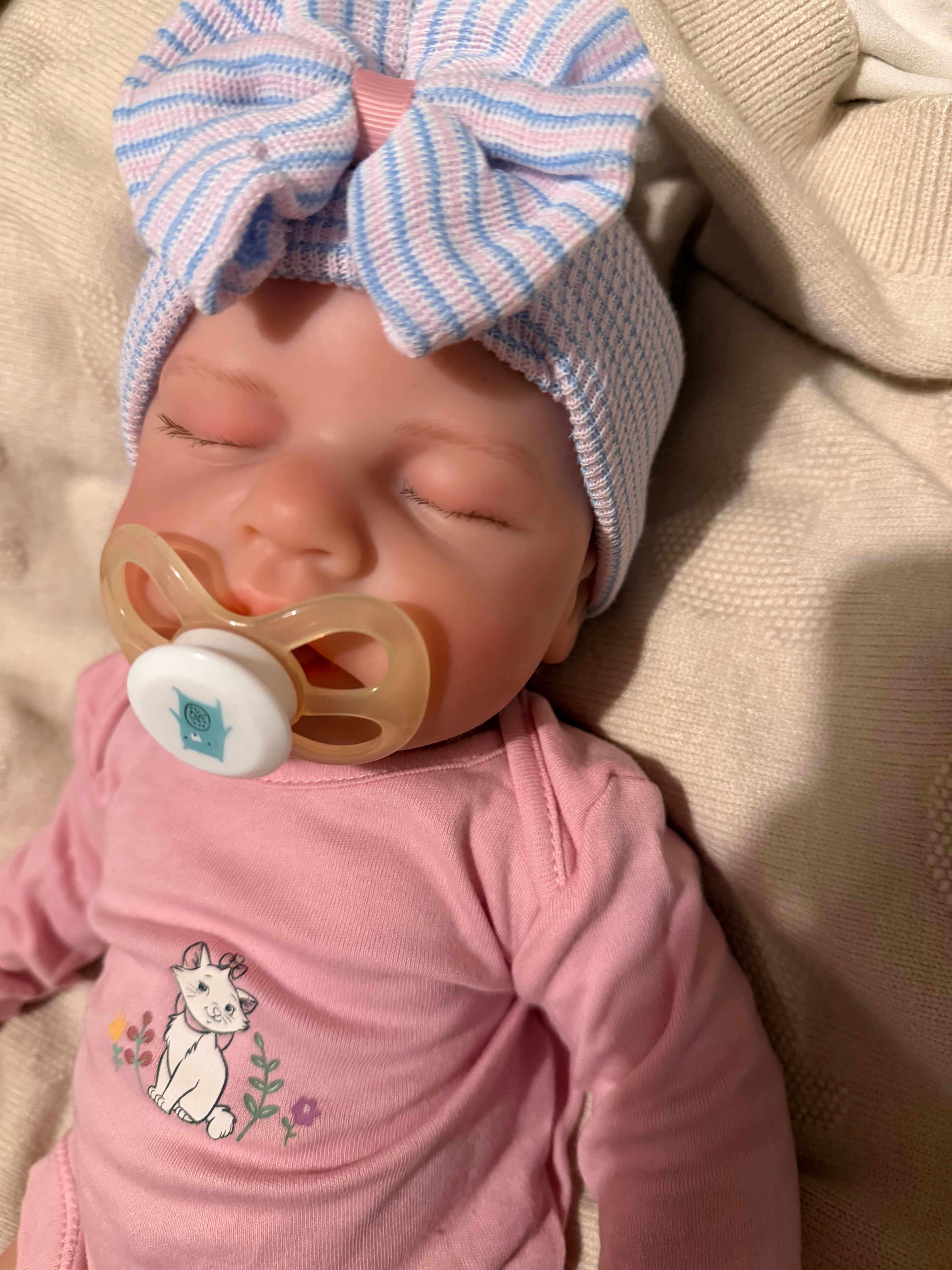 LUCINDA - Realistic 100% Silicone Reborn Baby Doll 47cm, Squishy & Floppy