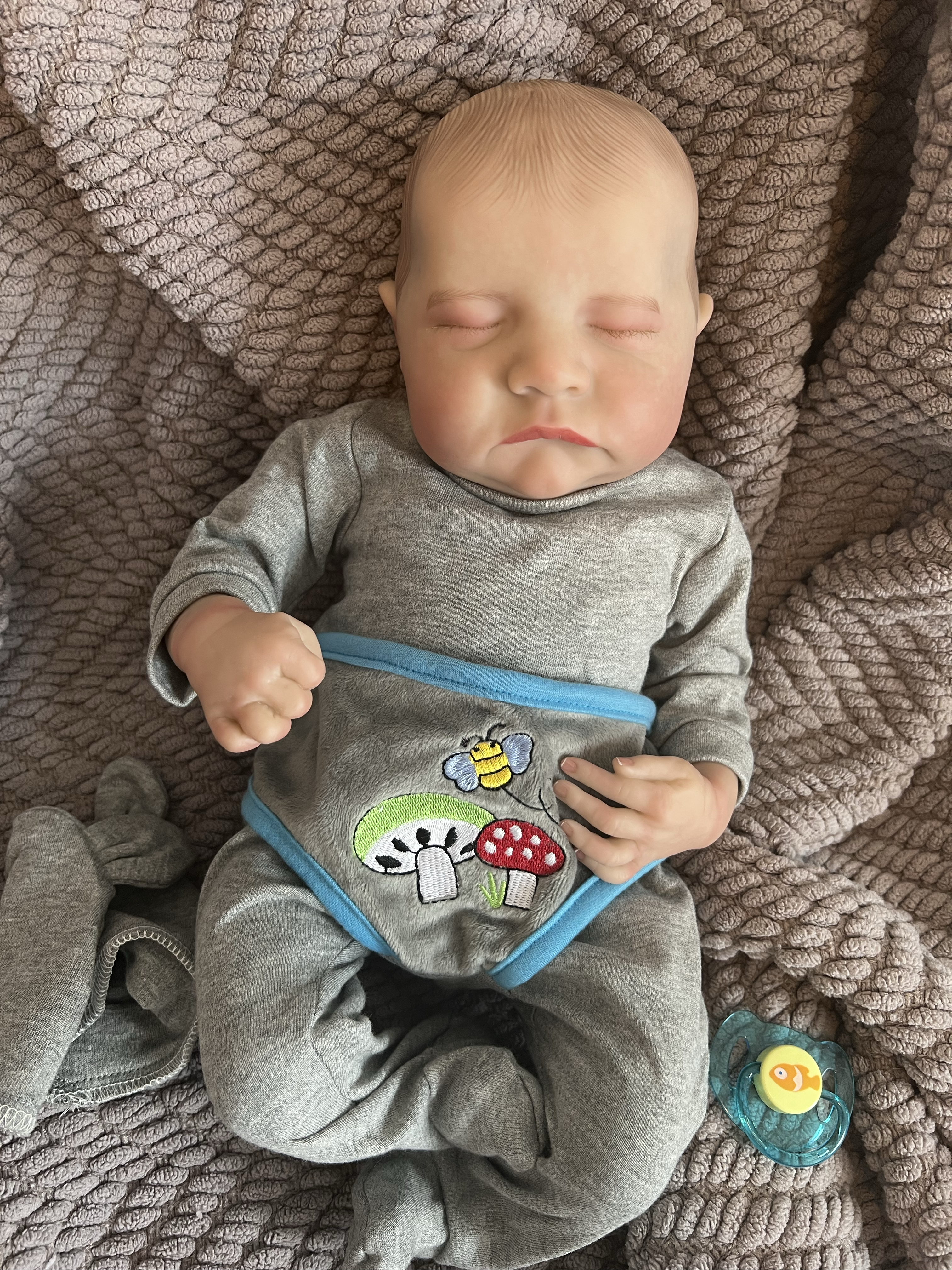 Realistic Full Vinyl Reborn Style Baby Boy – 47cm with Accessories