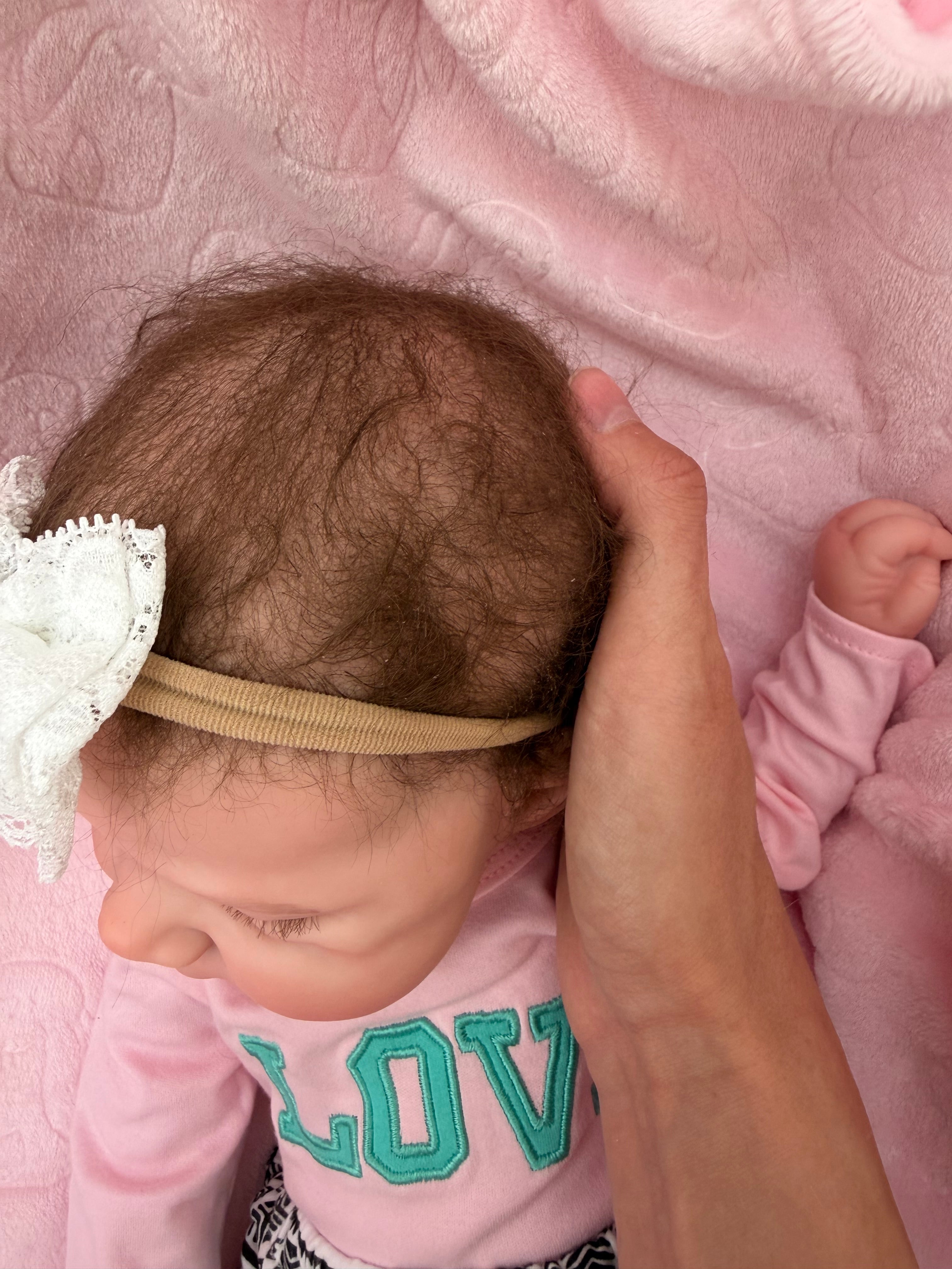 MIA - Realistic 100% Silicone Reborn Baby Doll 47cm, Squishy & Floppy