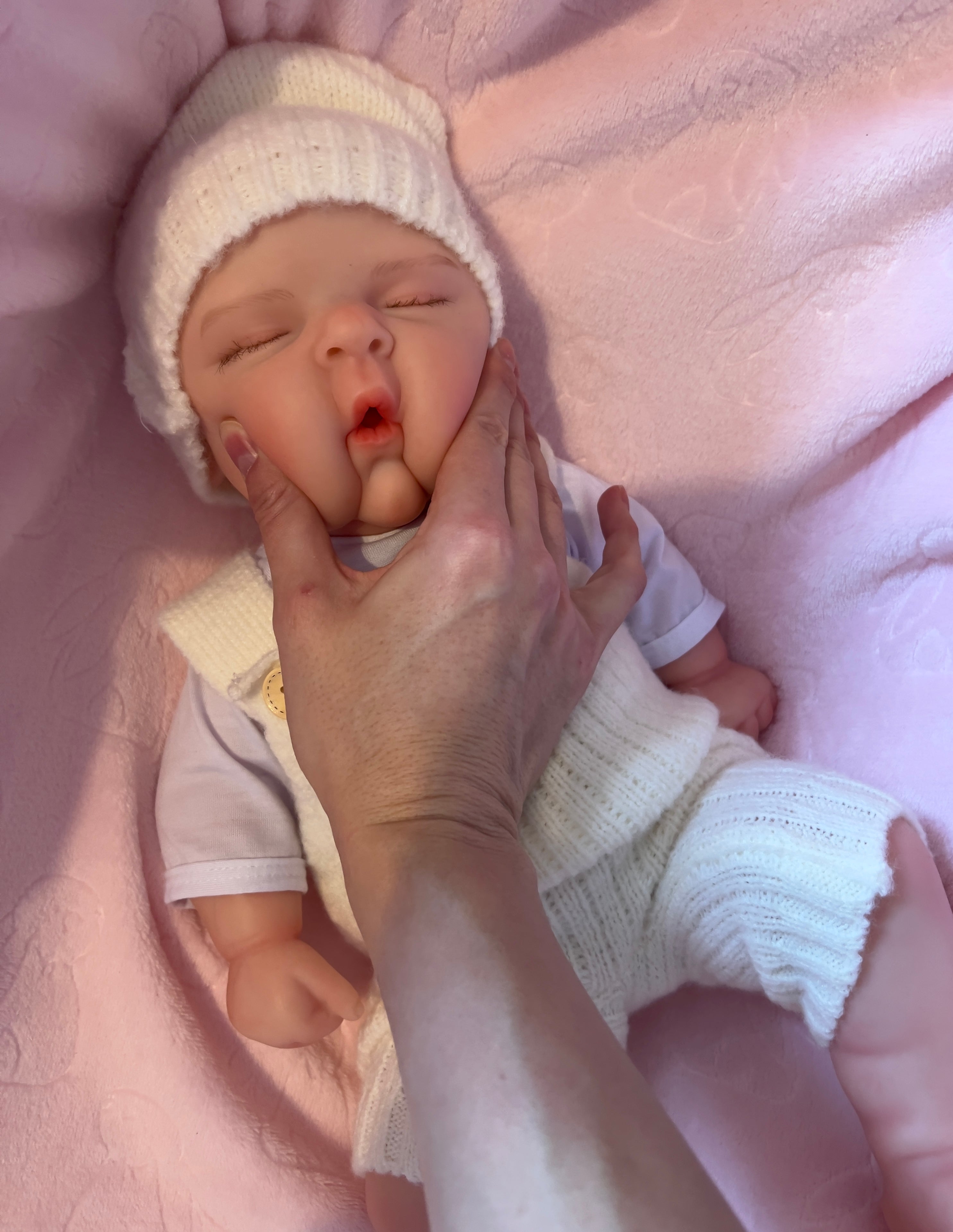 SUNNY - Realistic 100% Silicone Reborn Baby Doll 47cm, Squishy & Floppy