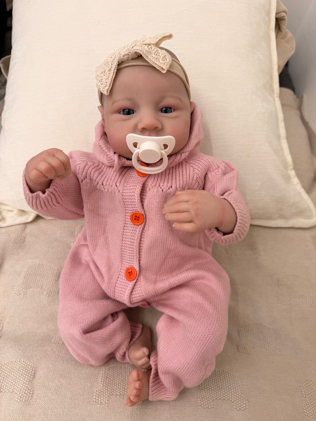 Realistic Reborn Baby Doll – 47cm Soft Cloth Body with Vinyl Limbs & Accessories