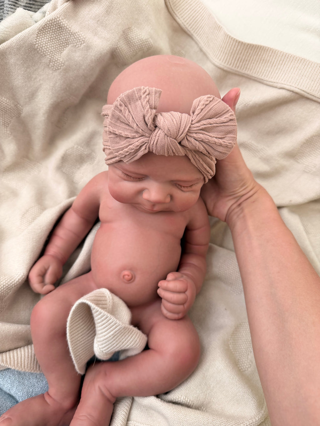 MIA - (Dark Skin) Realistic 100% Silicone Reborn Baby Doll 47cm, Squishy & Floppy