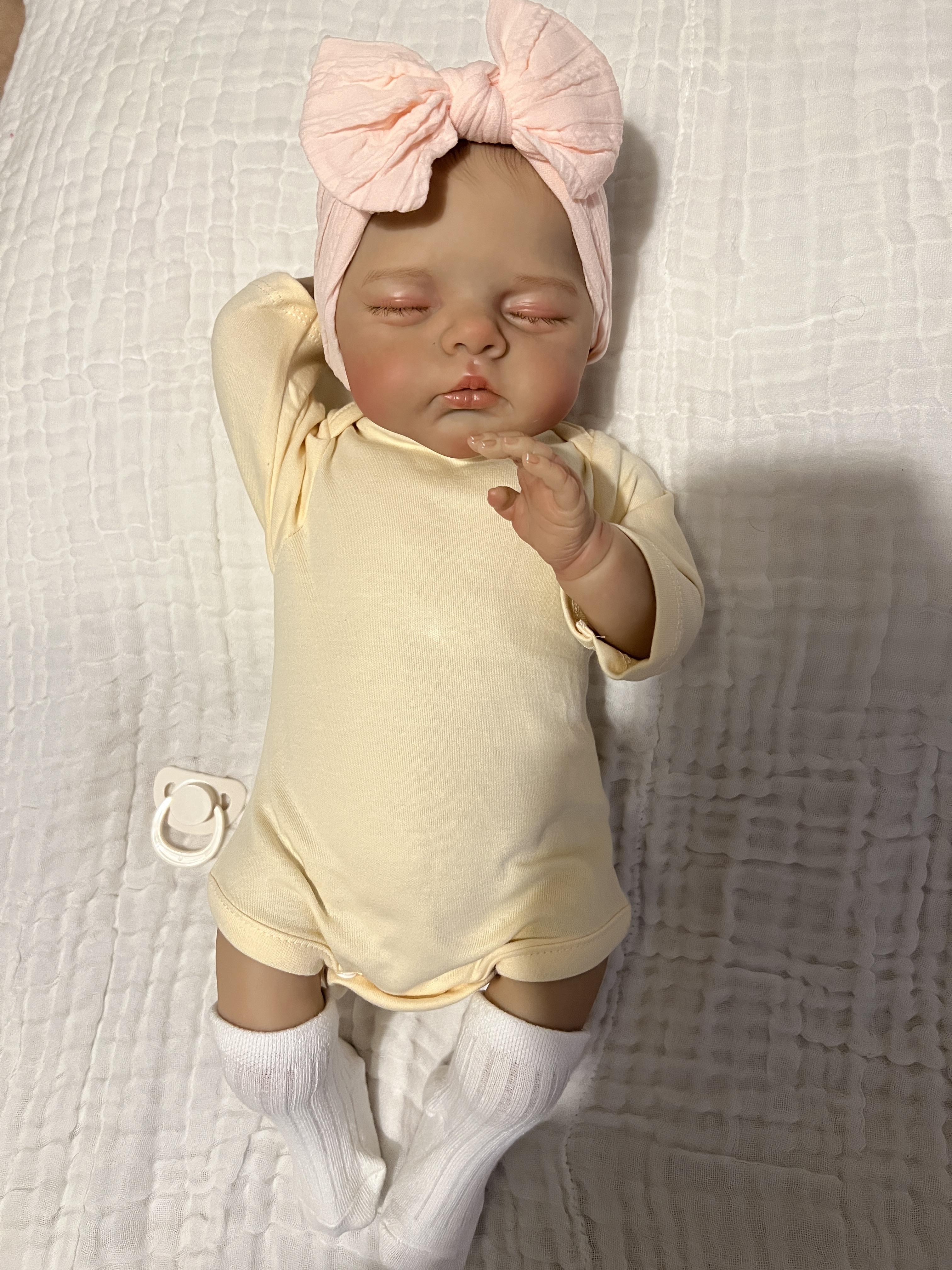 Realistic Reborn Baby Doll – 47cm Soft Cloth Body with Vinyl Limbs & Accessories