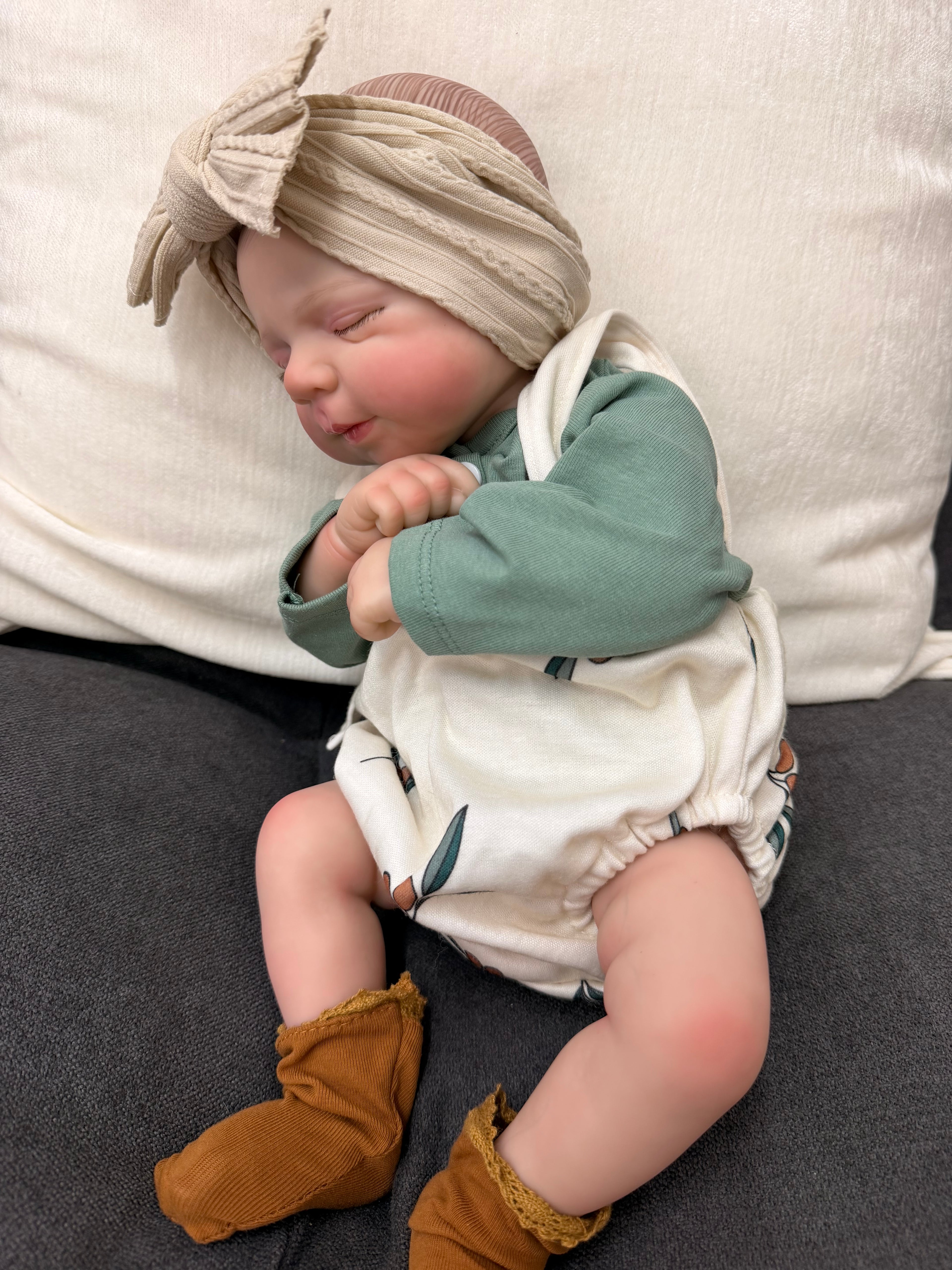 Weighted Reborn Doll – Realistic Feel & Comforting Design