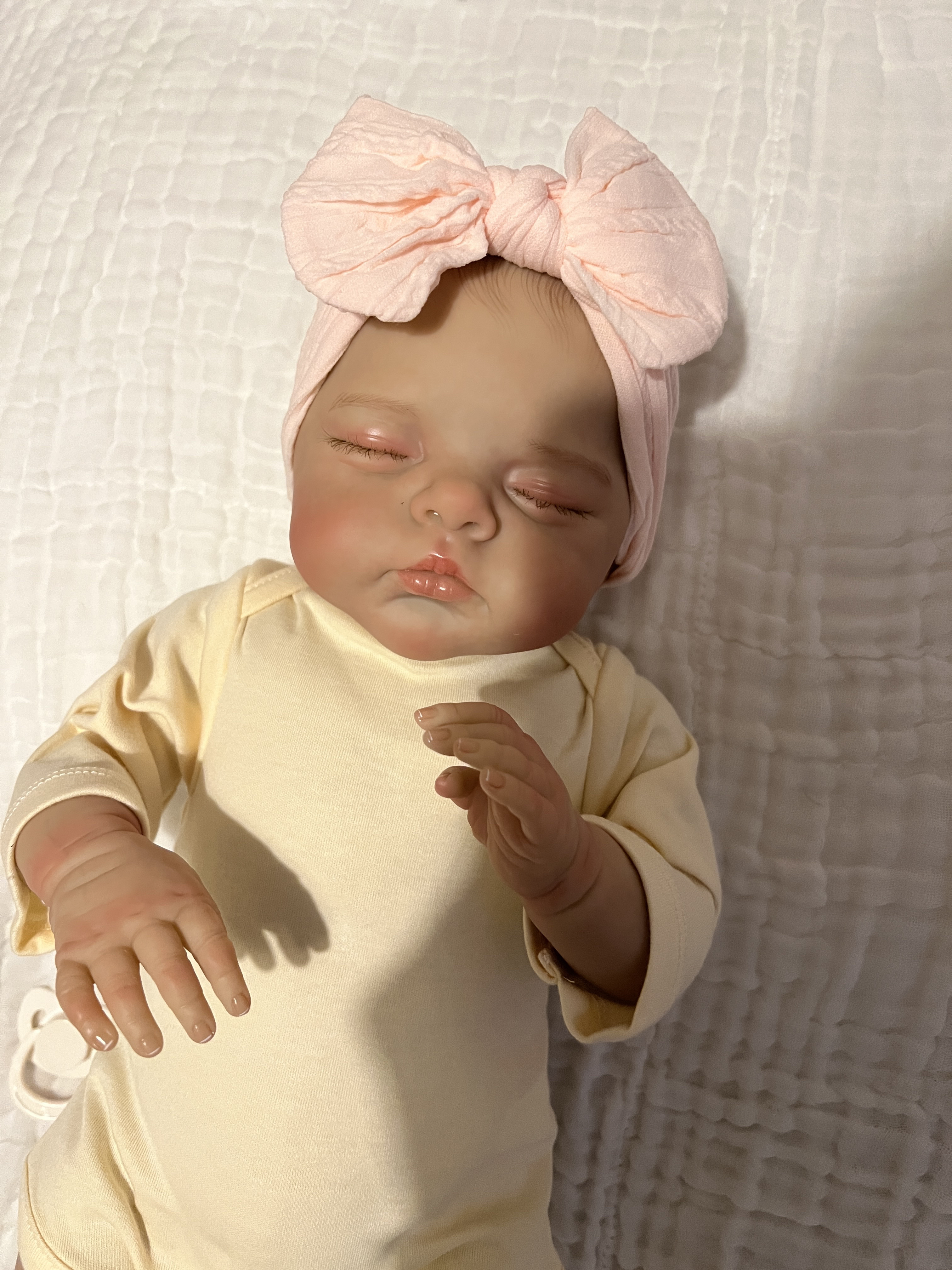 Realistic Reborn Baby Doll – 47cm Soft Cloth Body with Vinyl Limbs & Accessories