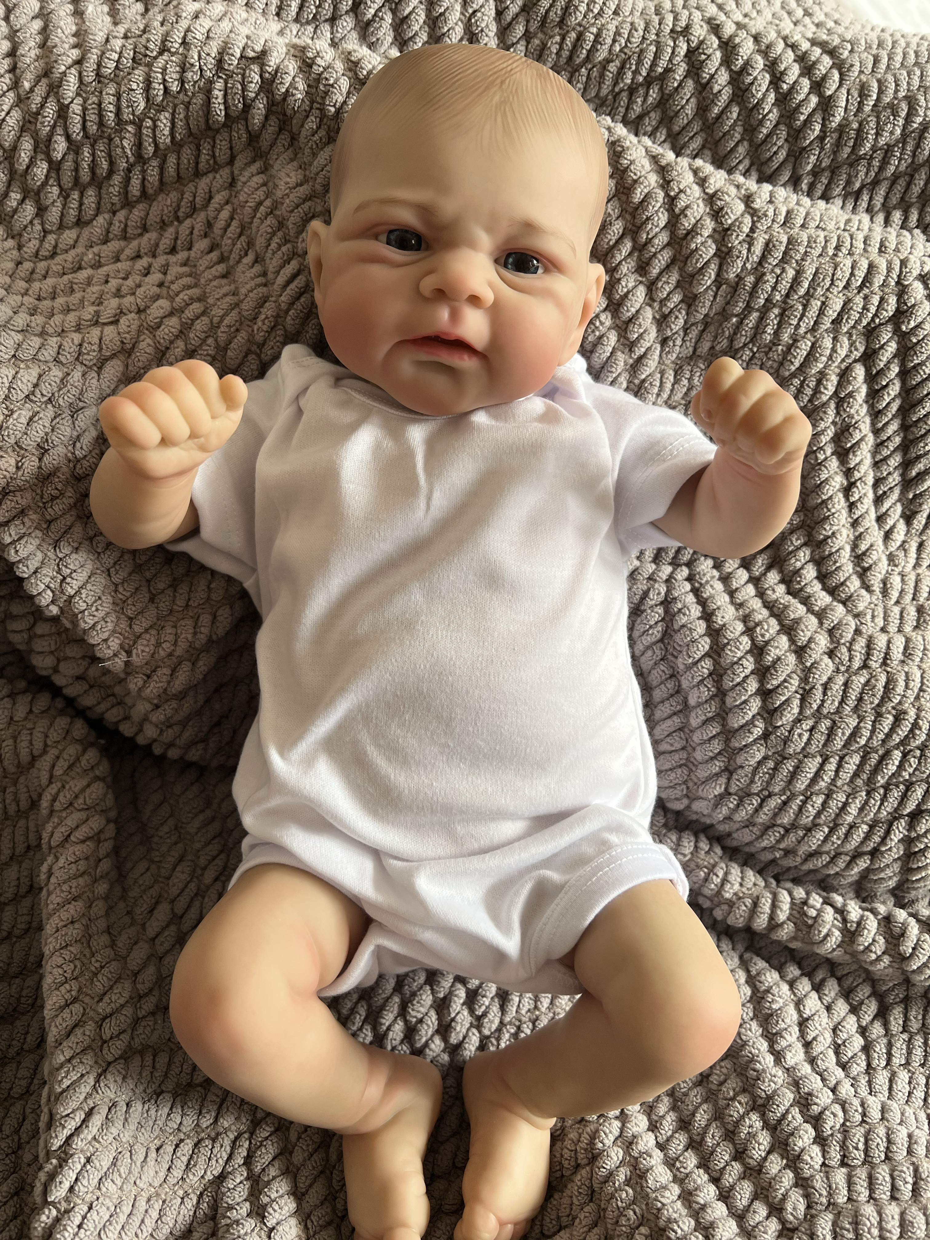 Realistic Reborn Baby Doll – 47cm Soft Cloth Body with Vinyl Limbs & Accessories