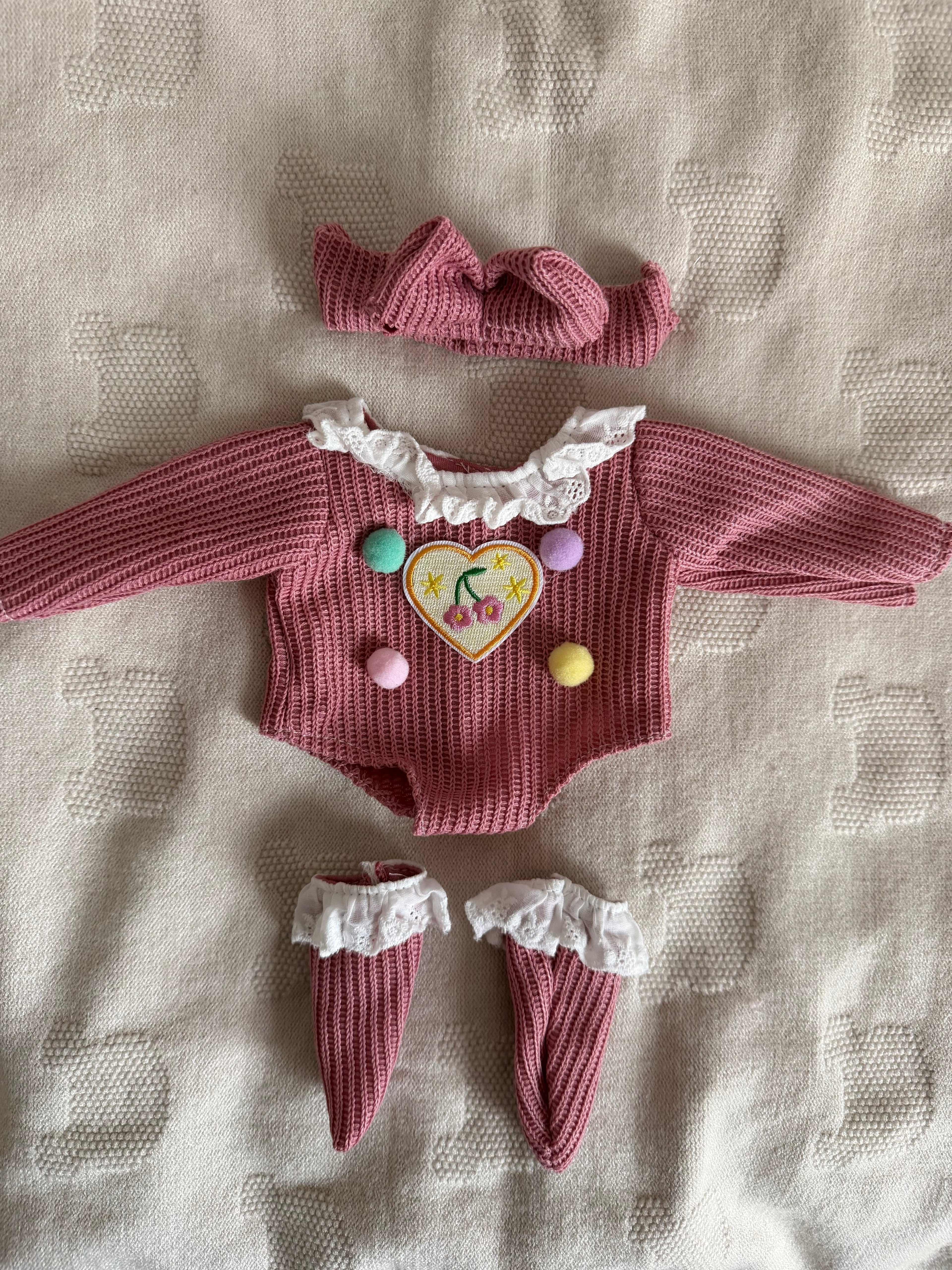 Doll outfit