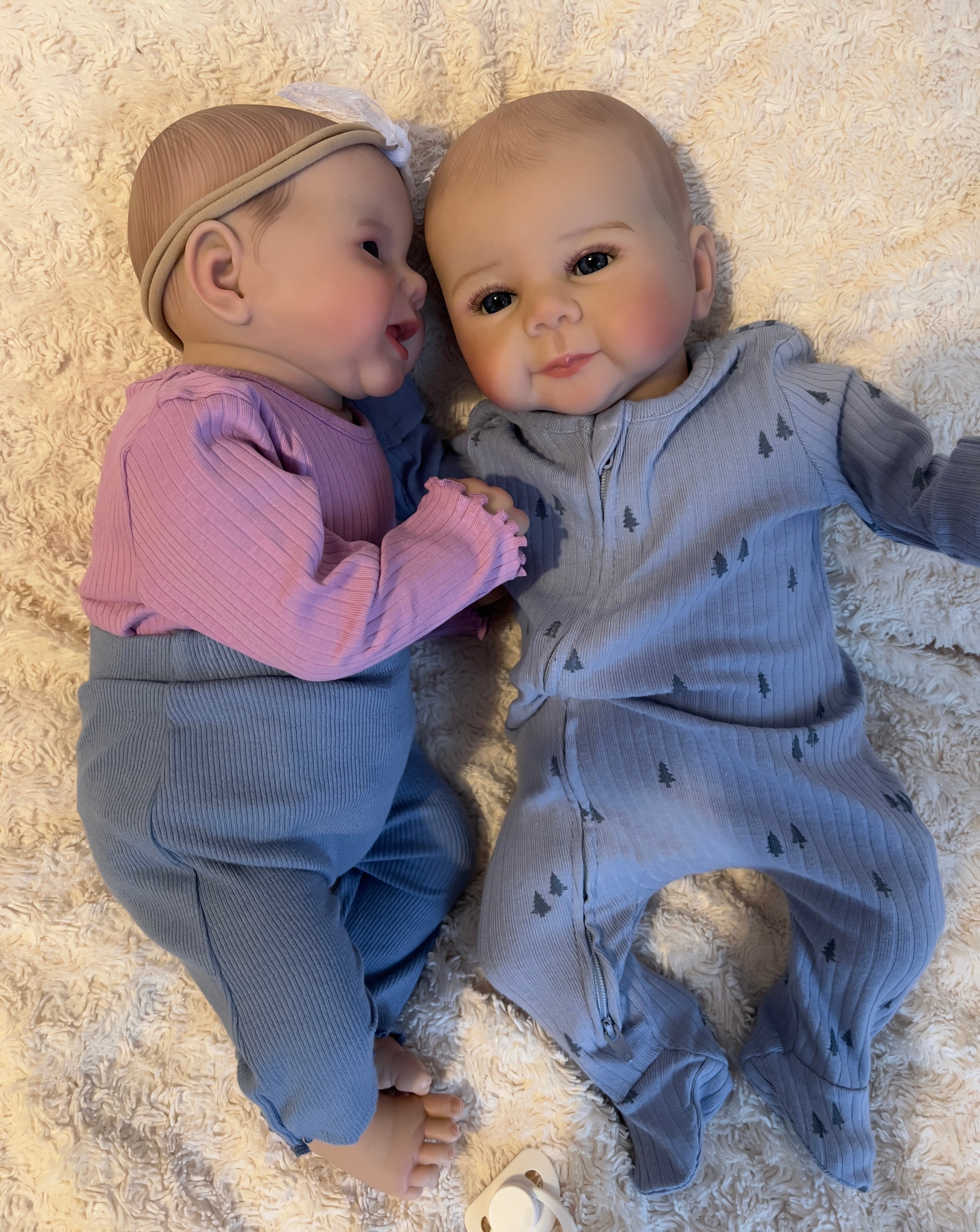 Weighted Reborn Doll Twins – Realistic Feel & Comforting Design