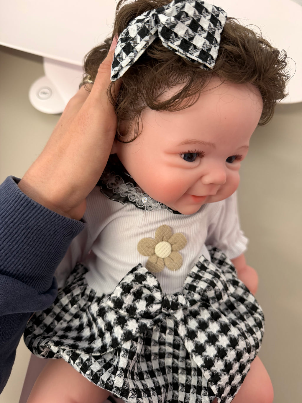 47cm Full Body Silicone Reborn Baby Girl with Rooted Nylon Hair – ROMI | Dollsy