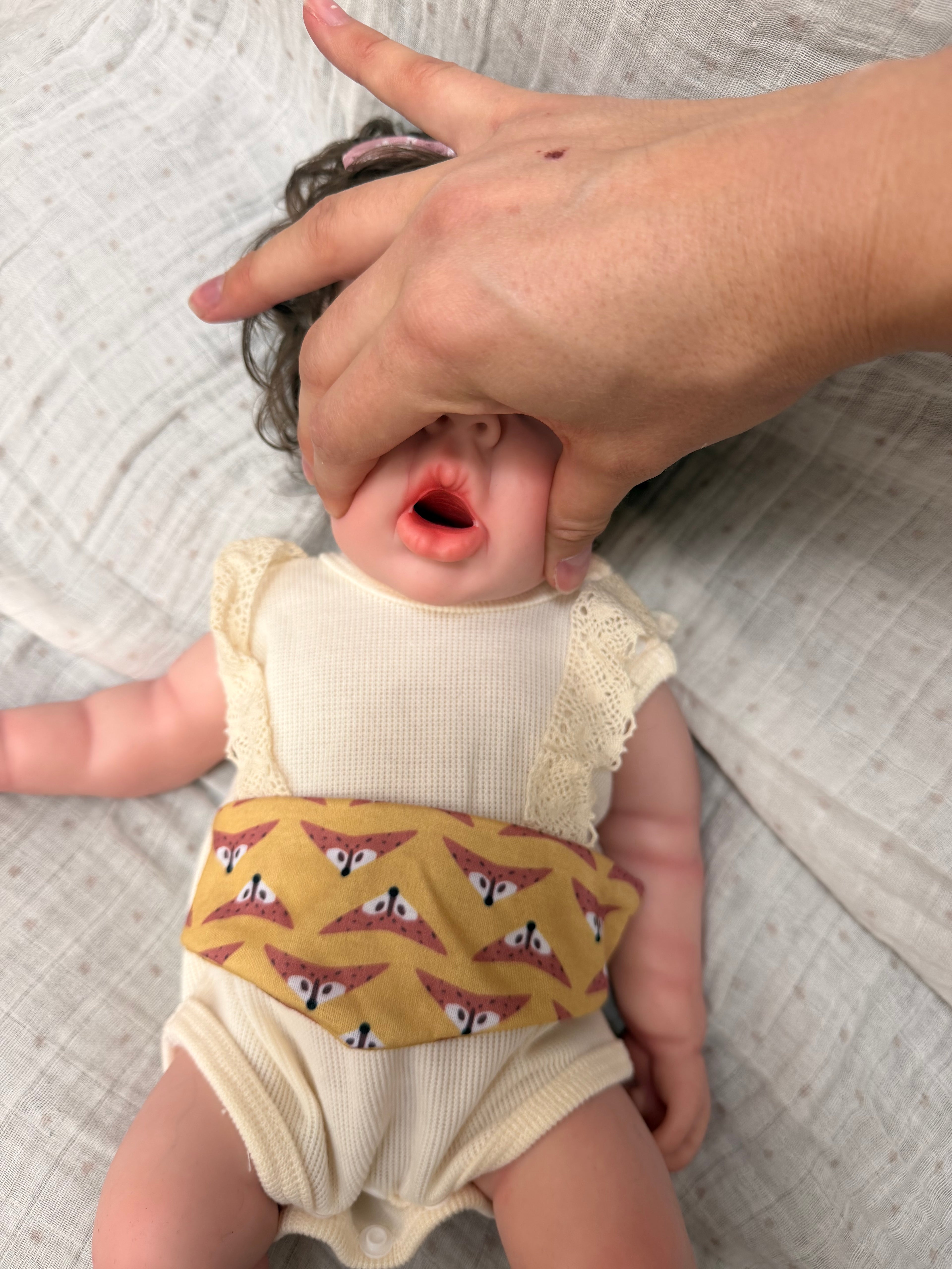 47cm Full Body Silicone Reborn Baby Girl with Rooted Nylon Hair – ISABELLA | Dollsy