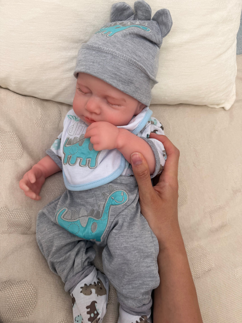 LEO - Realistic 100% Silicone Reborn Baby Doll Boy 47cm, Squishy & Floppy